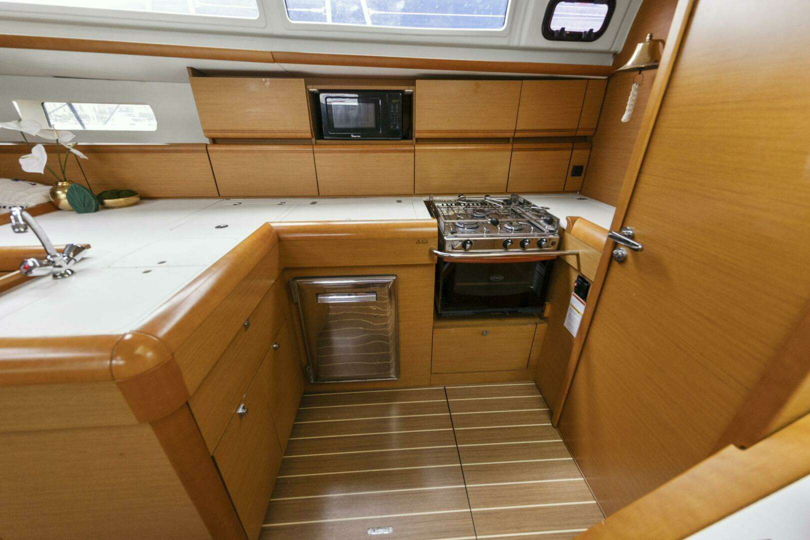 2012 Jeanneau 509 - Image 39
