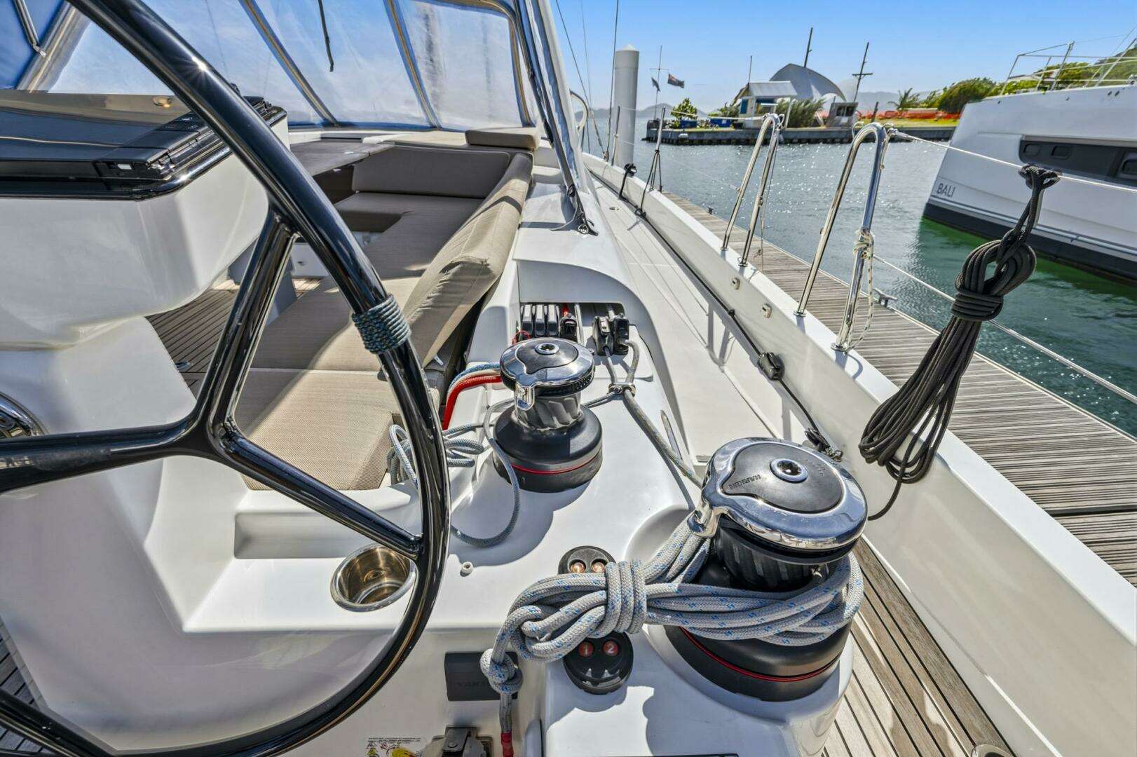 2024 Beneteau Oceanis Yacht 54 - Image 15