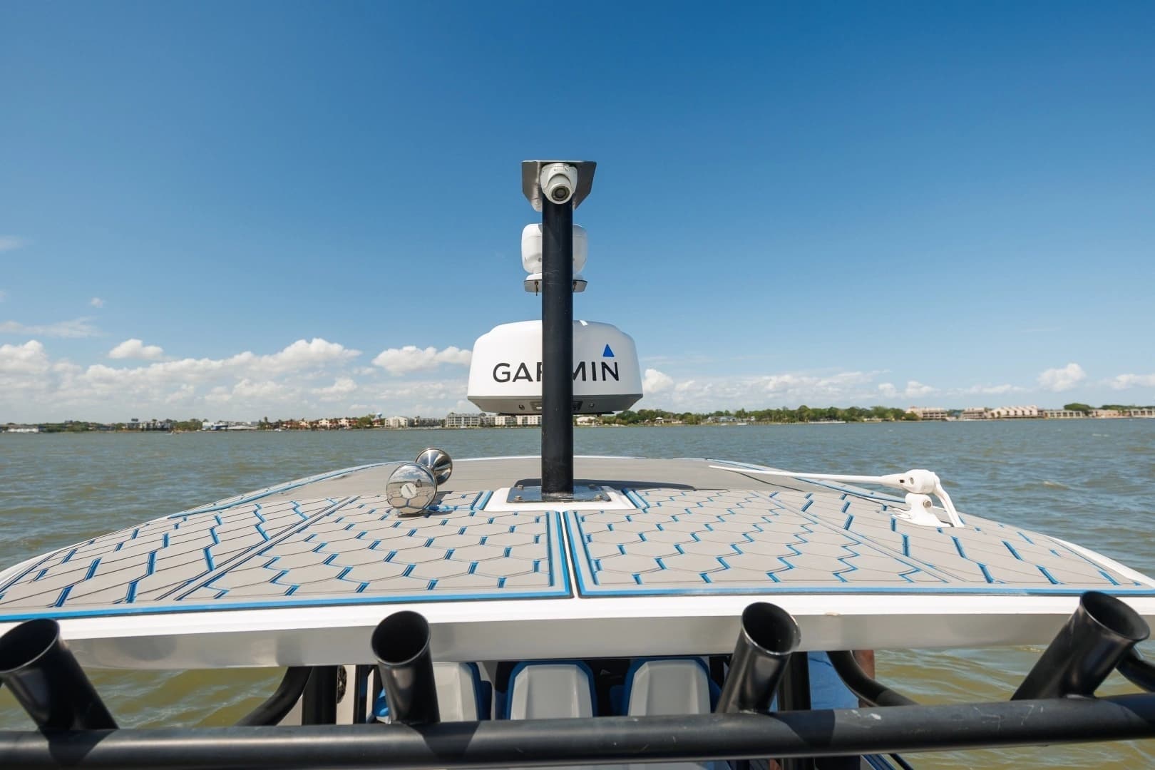 2019 Axopar 37 Sun Top - Image 31