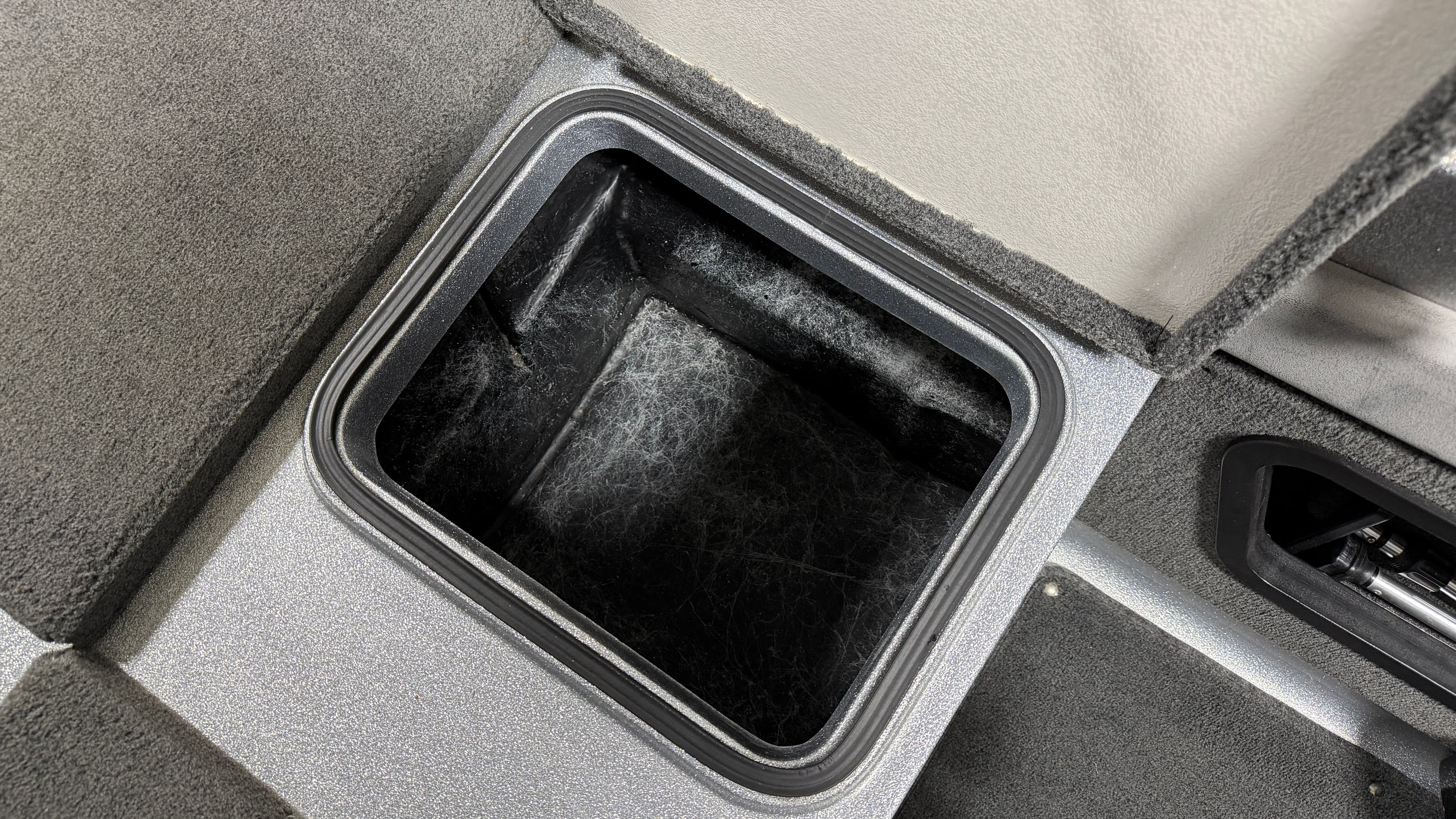 2016 Ranger 1880 LS - 30