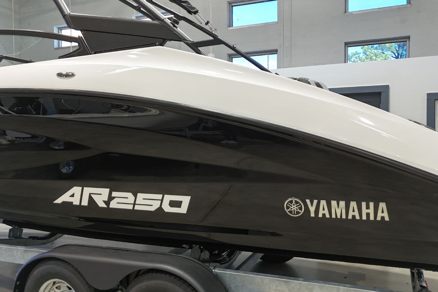 2026 Yamaha Boats AR250 - 4