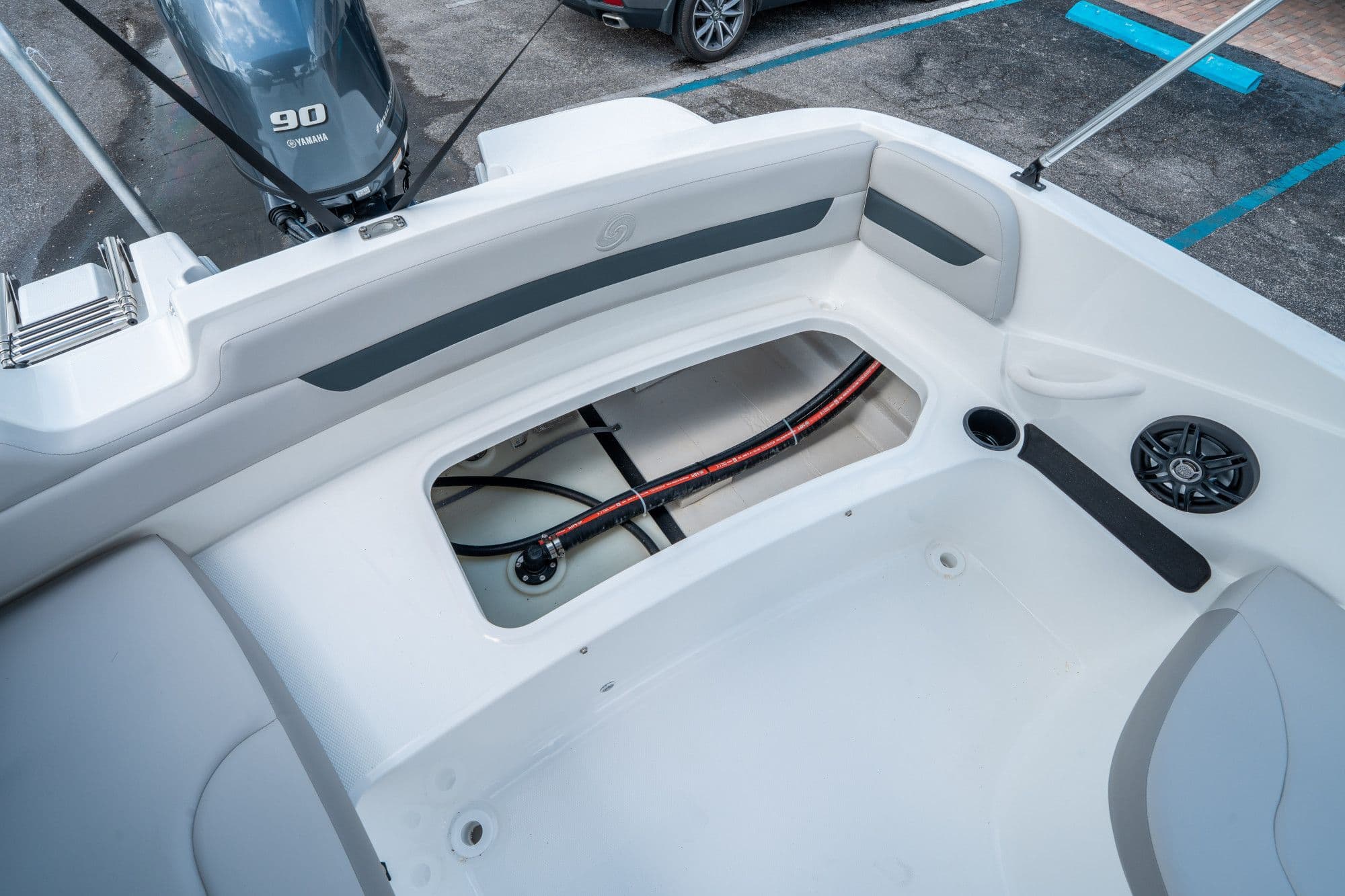 2026 Hurricane SunDeck Sport 185 OB - 13