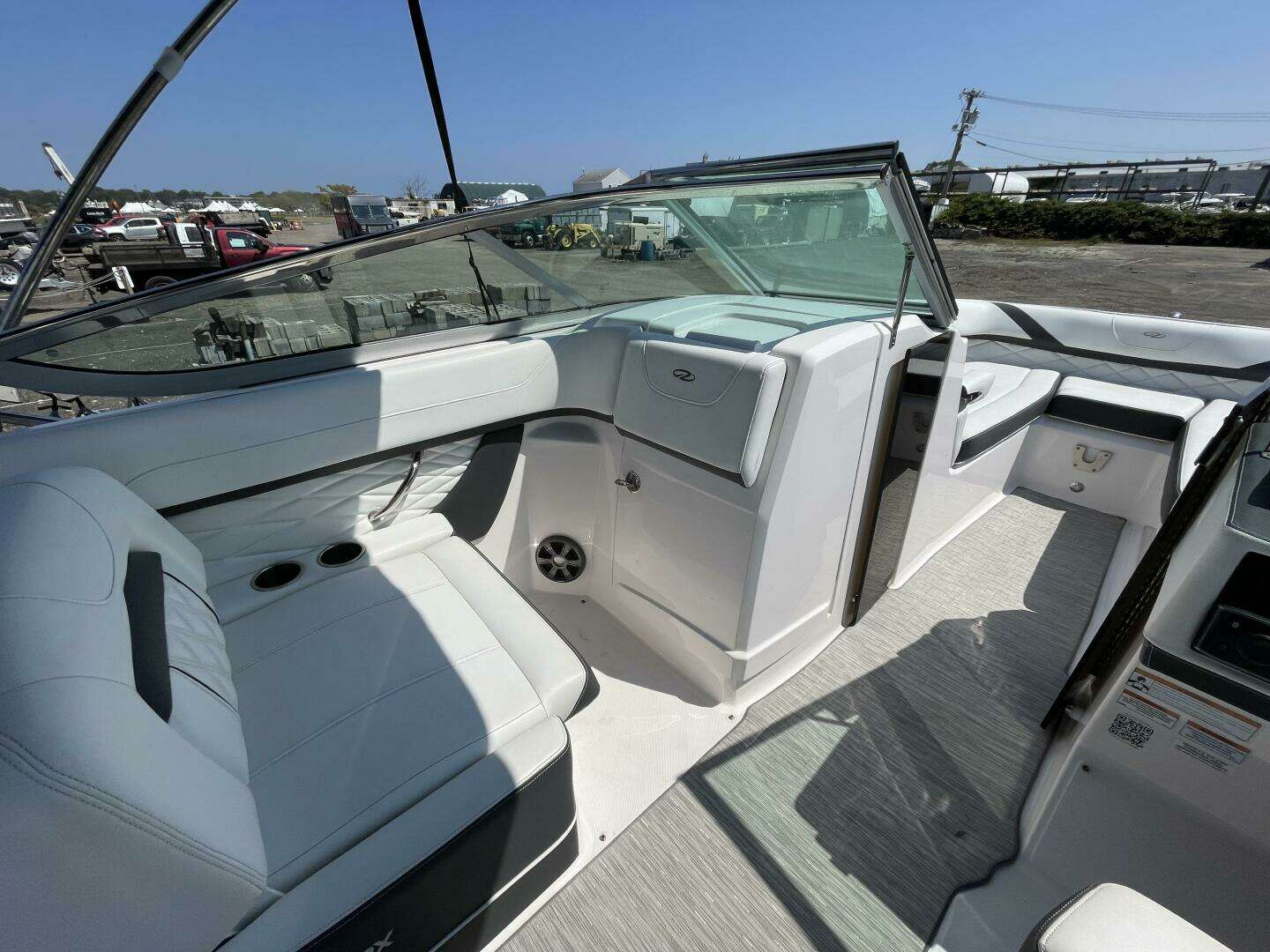 2018 Regal 26 OBX - Image 12