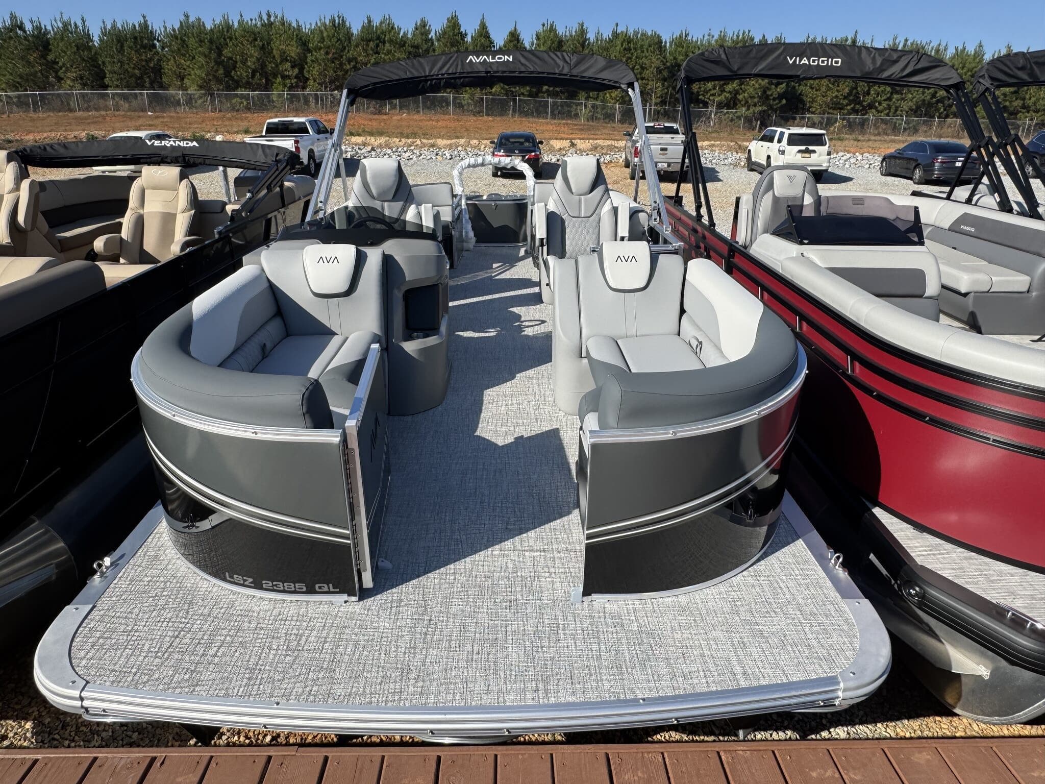 2026 Avalon LSZ 23 QUAD LOUNGER-TRITOON-175HP
