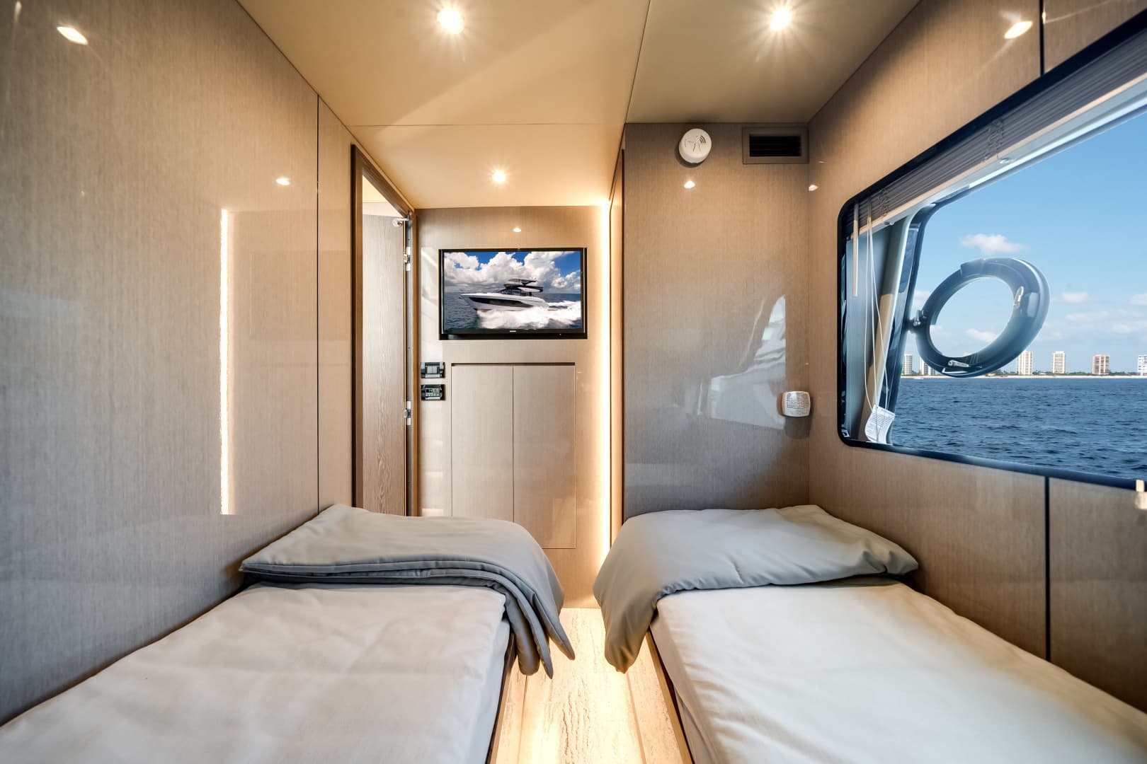 2026 Cruisers Yachts 57 FLY - Image 54