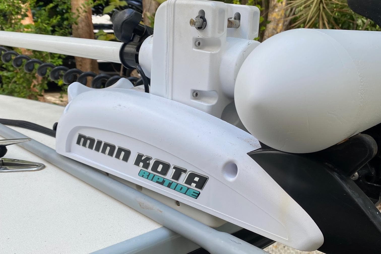 Minn Kota Riptide motor on 2016 Maverick 18 HPX-V boat.