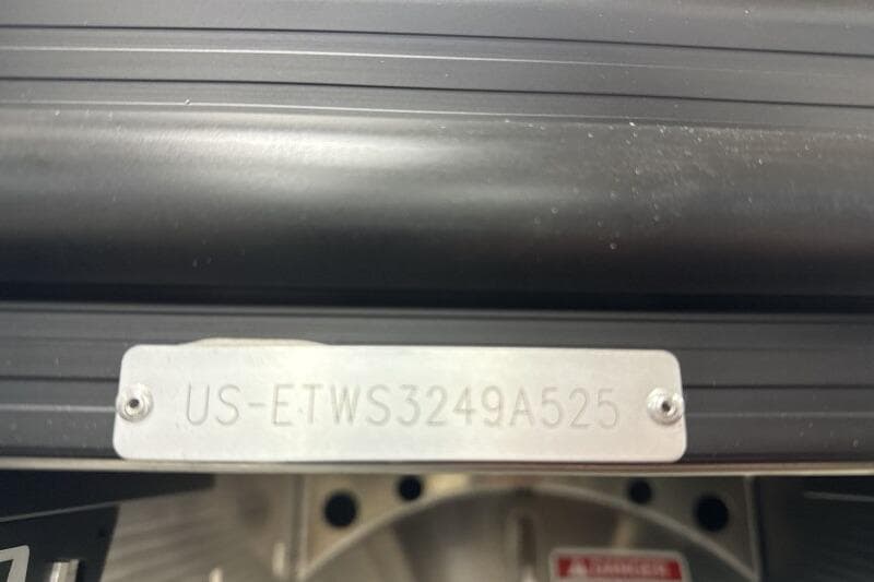 2025 Bennington 22 LSRSE boat identification plate with serial number.