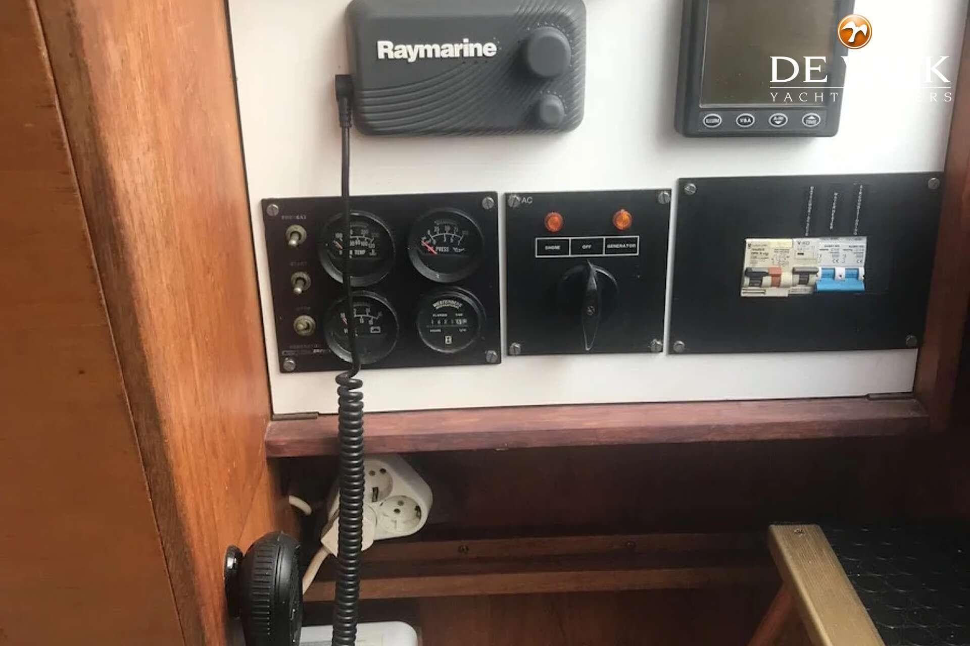 1979 Nauticat 38 - 33