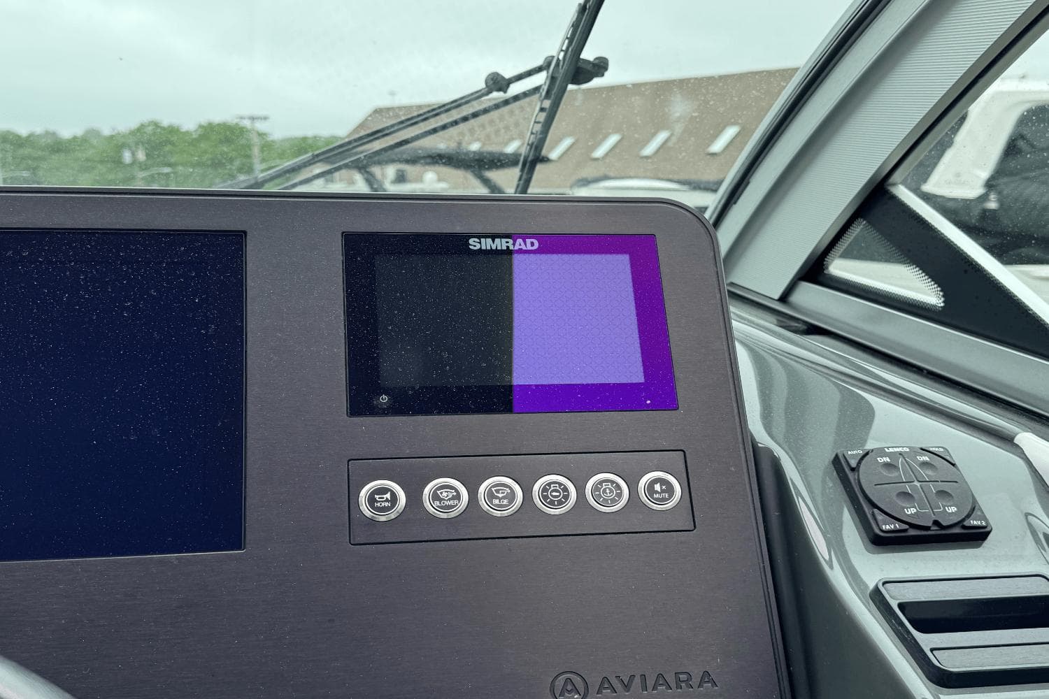 2022 Aviara AV32 OB - 25