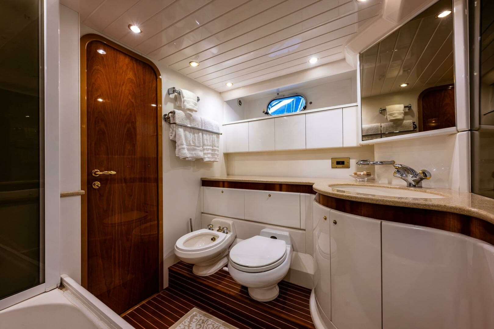 2002 Viking Princess 72 Princess Yacht - Image 52