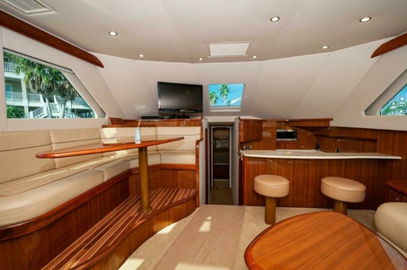 2012 Viking 42 Convertible - Image 8