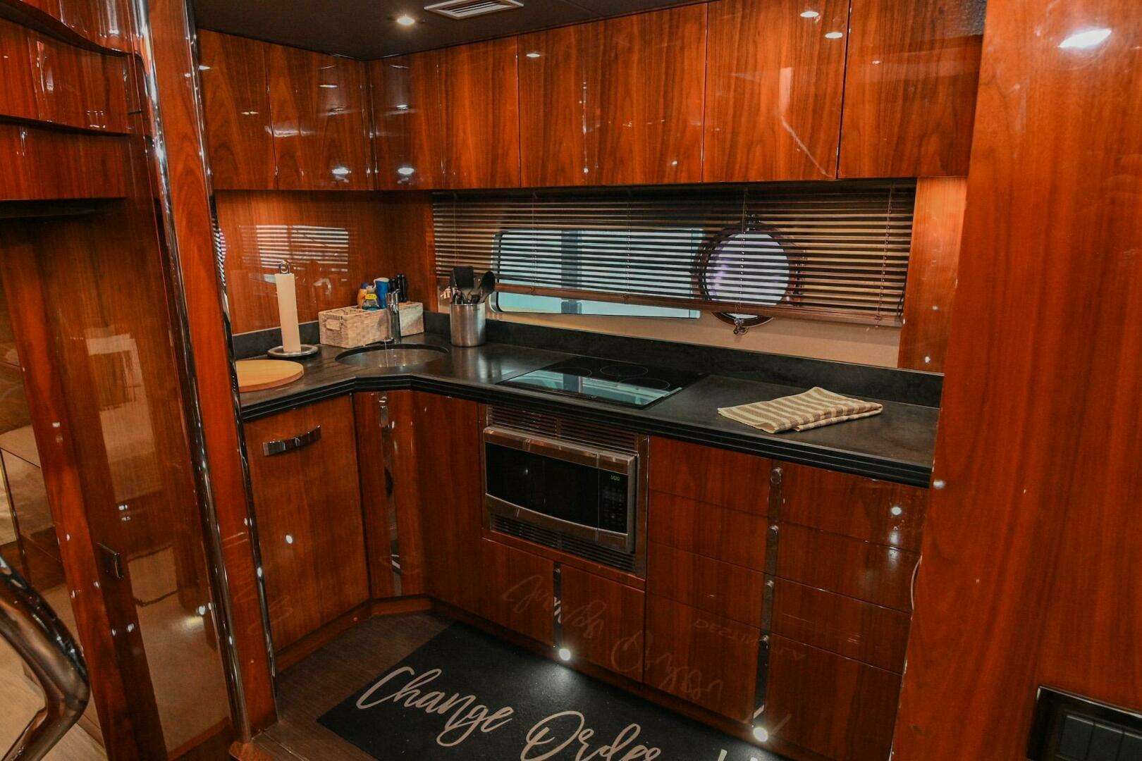 2015 Sunseeker Predator 68 - Image 8