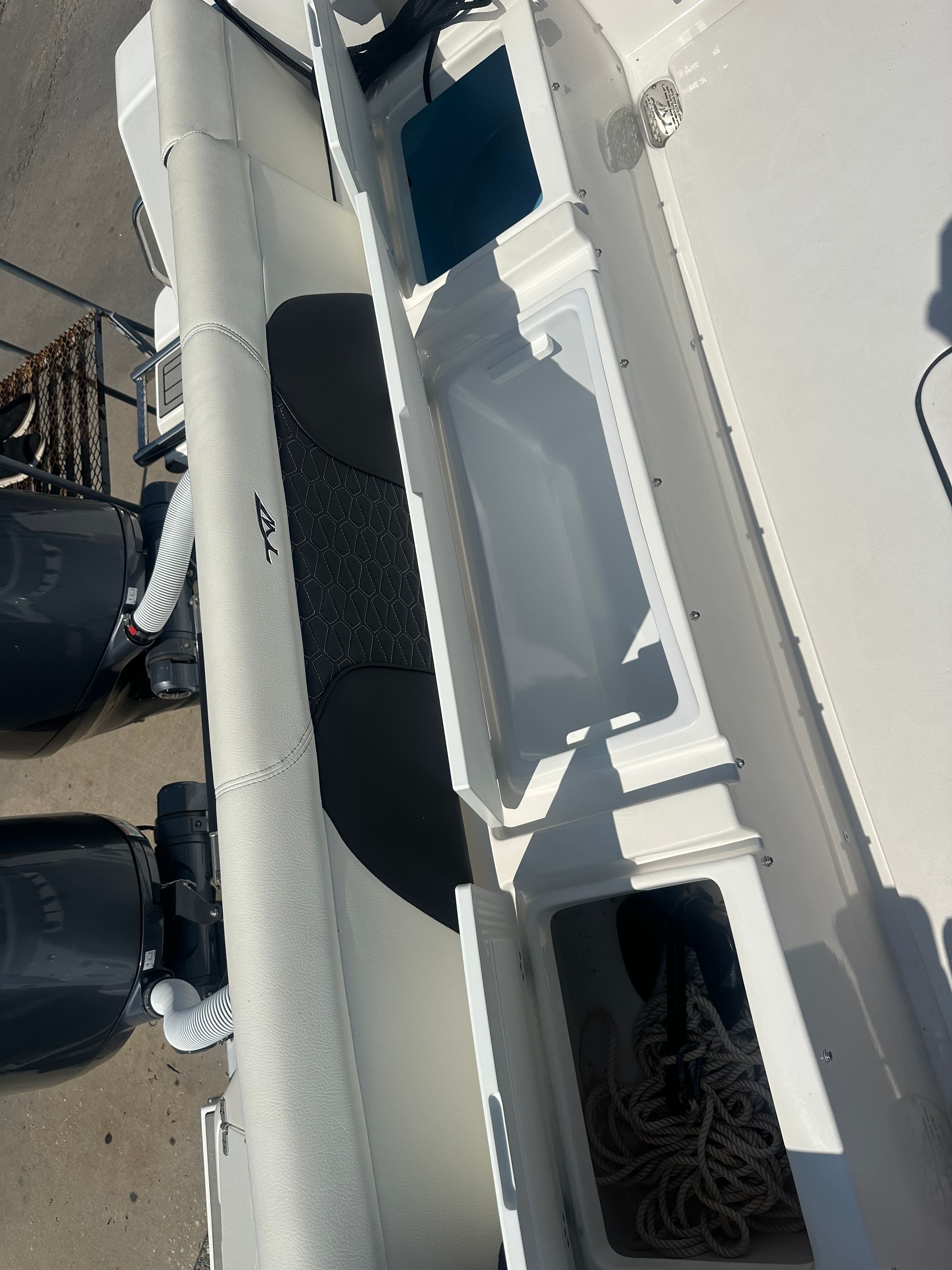 2025 TIDEWATER 256 LXF - Image 14