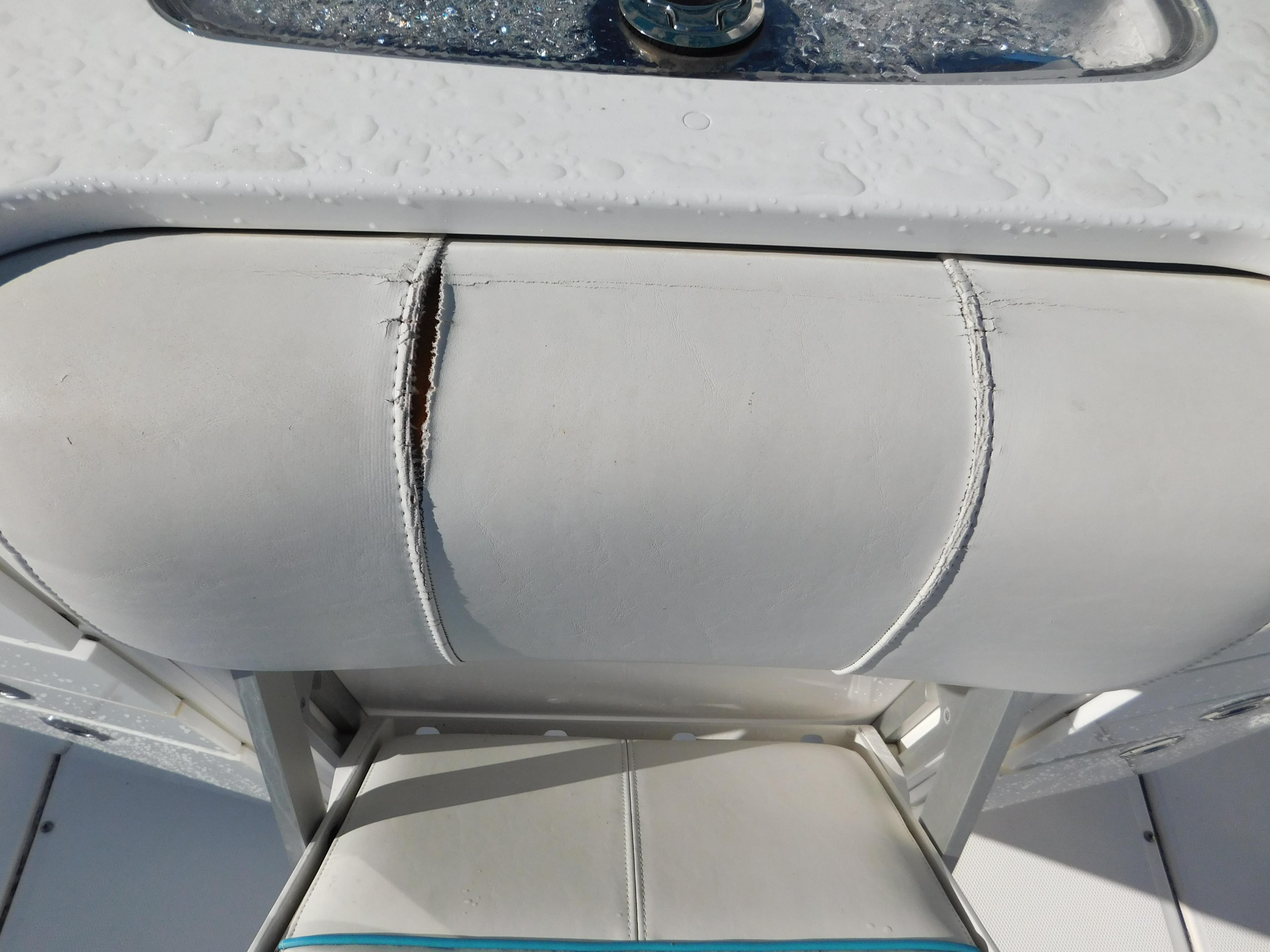 2016 Everglades 355 Center Console - 98