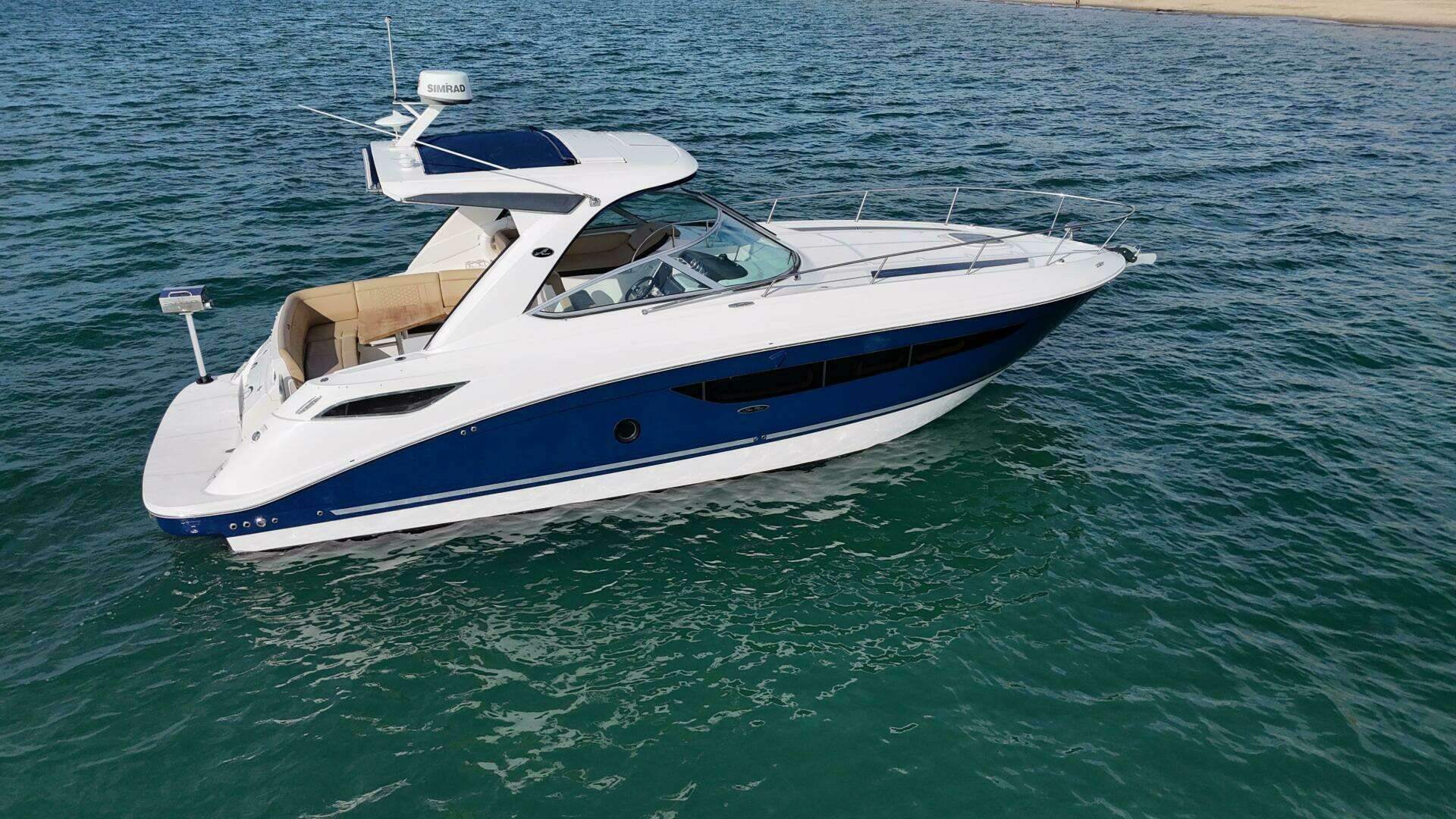 2019 Sea Ray 350 Sundancer - Image 8