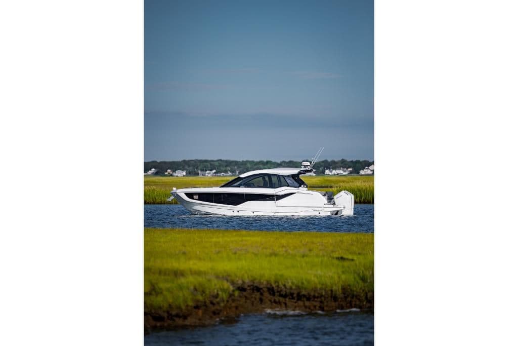2023-Galeon-375-GTO-MarineMax