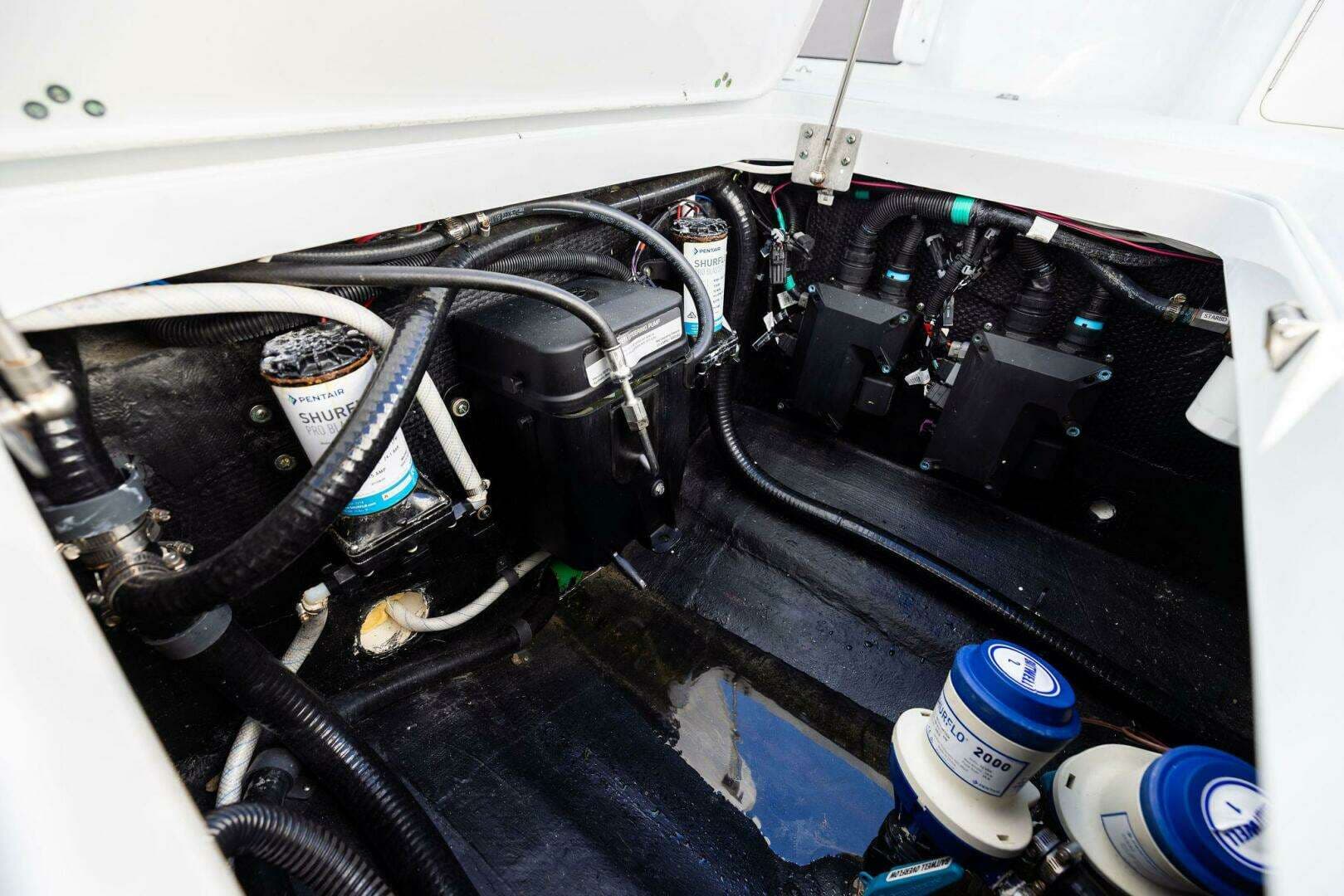 2023 Yellowfin 32 Offshore - Image 65