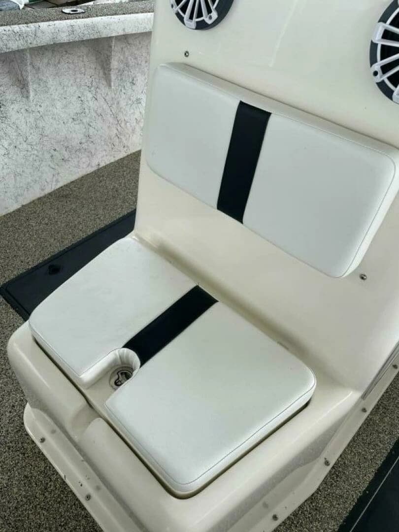 1997 Custom 31 Center Console - Image 27