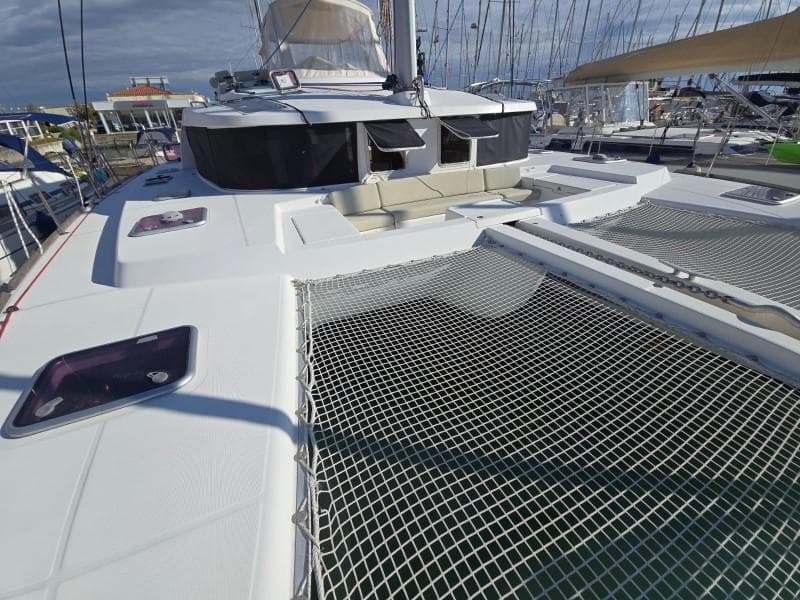 LAGOON YACHTS - LAGOON 440 - exteriors