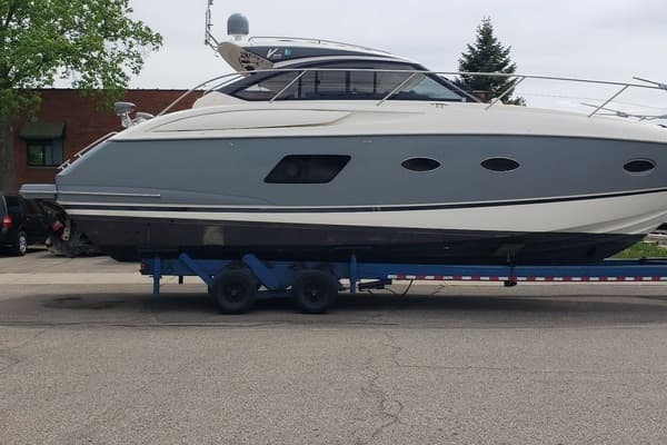 2013 Princess V39