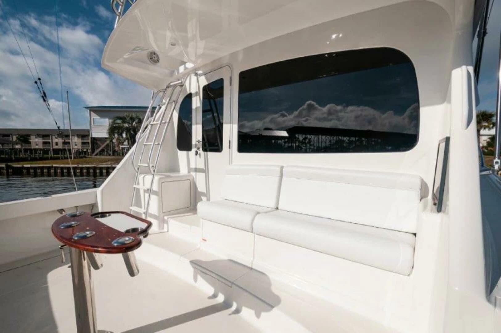 2012 Viking 42 Convertible - Image 32