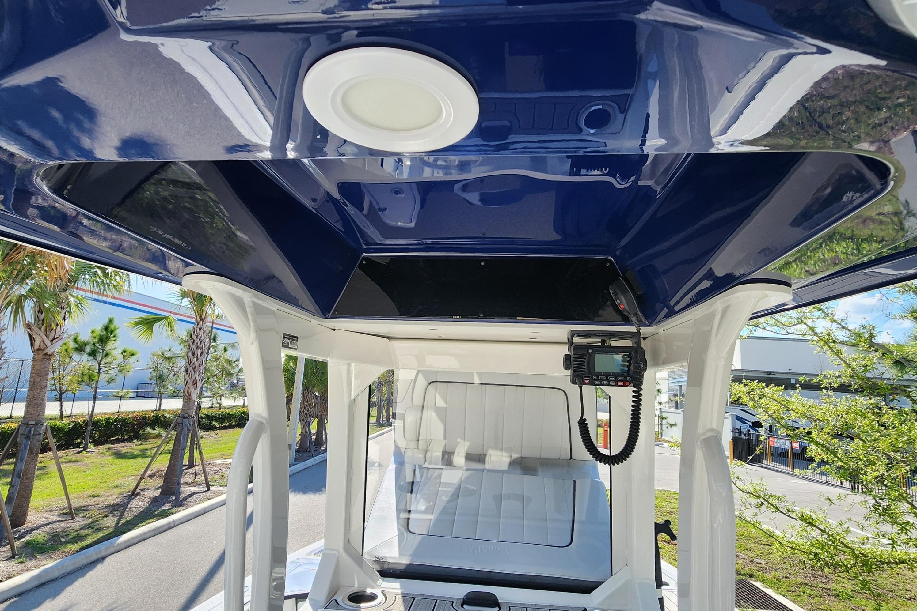2022 Yamaha 255 FSH Sport E boat interior, featuring sleek design and modern equipment.