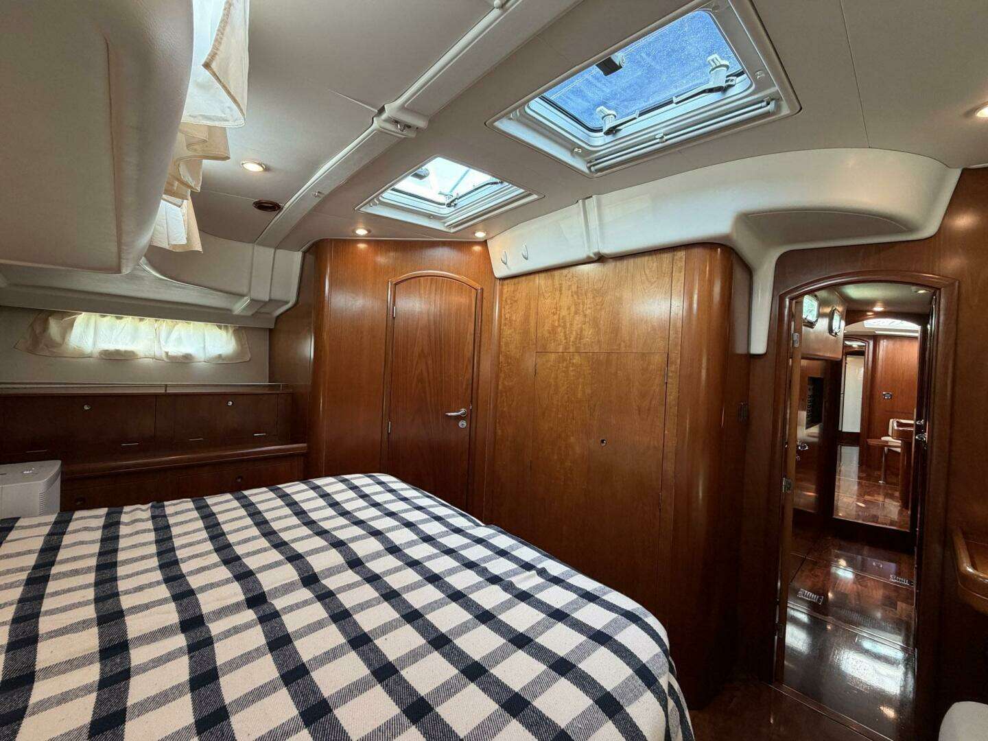 2004 Beneteau 57 Center Cockpit - Image 57