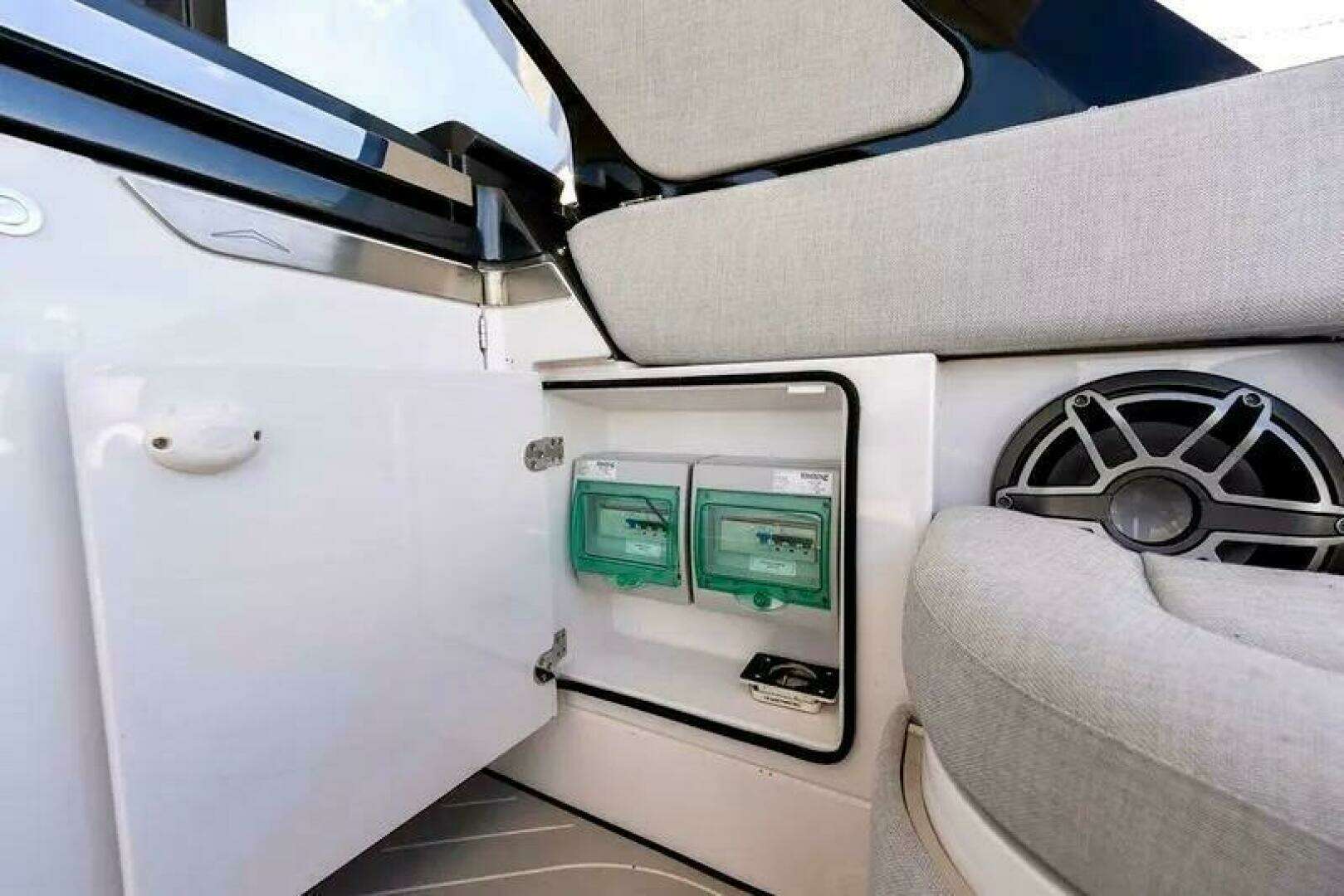 2023 Azimut 47 Verve - Image 17