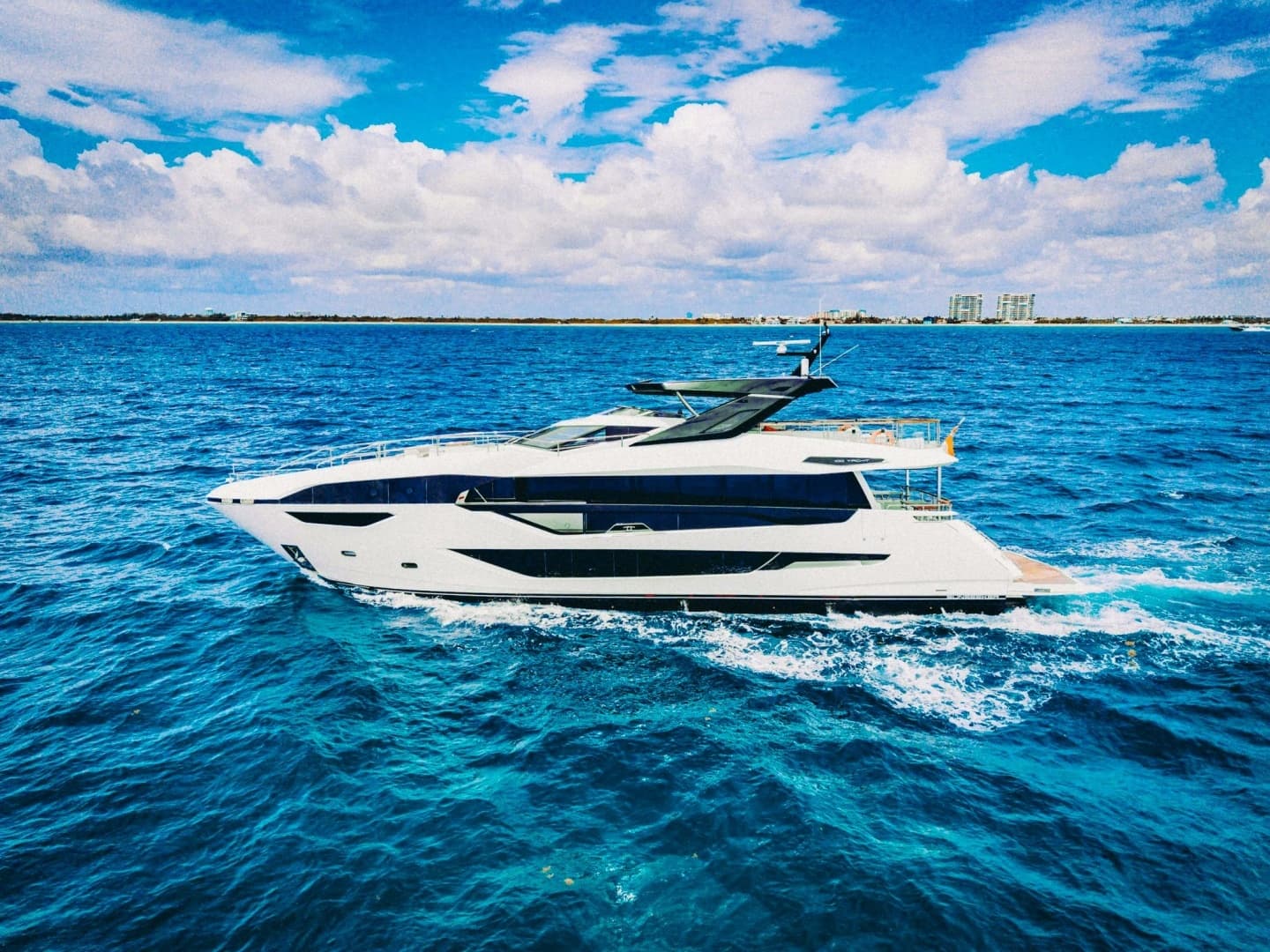 2024 Sunseeker Sunseeker 100 Yacht - Image 46