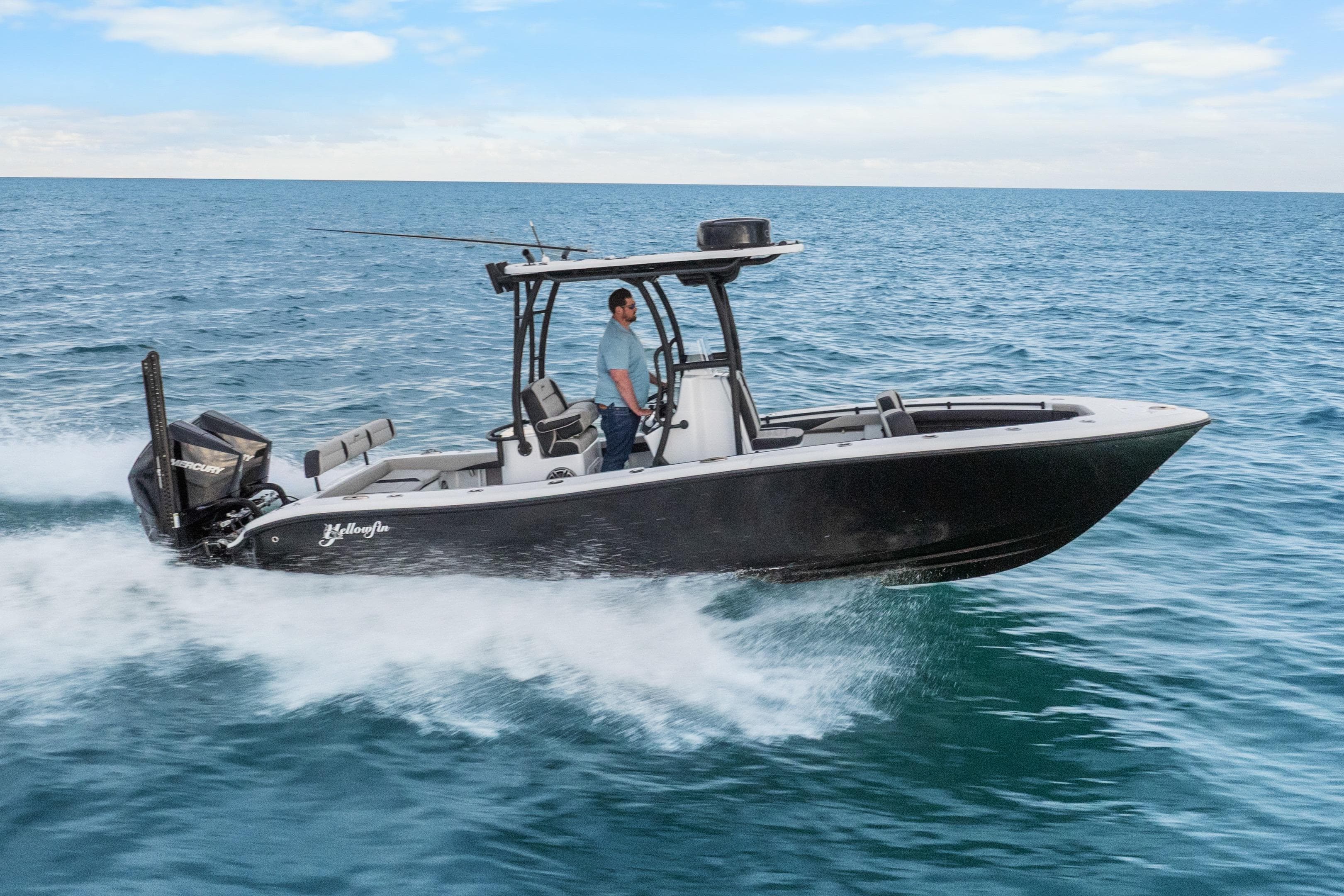 2025 Yellowfin 26 Hybrid boat cruising on open water.