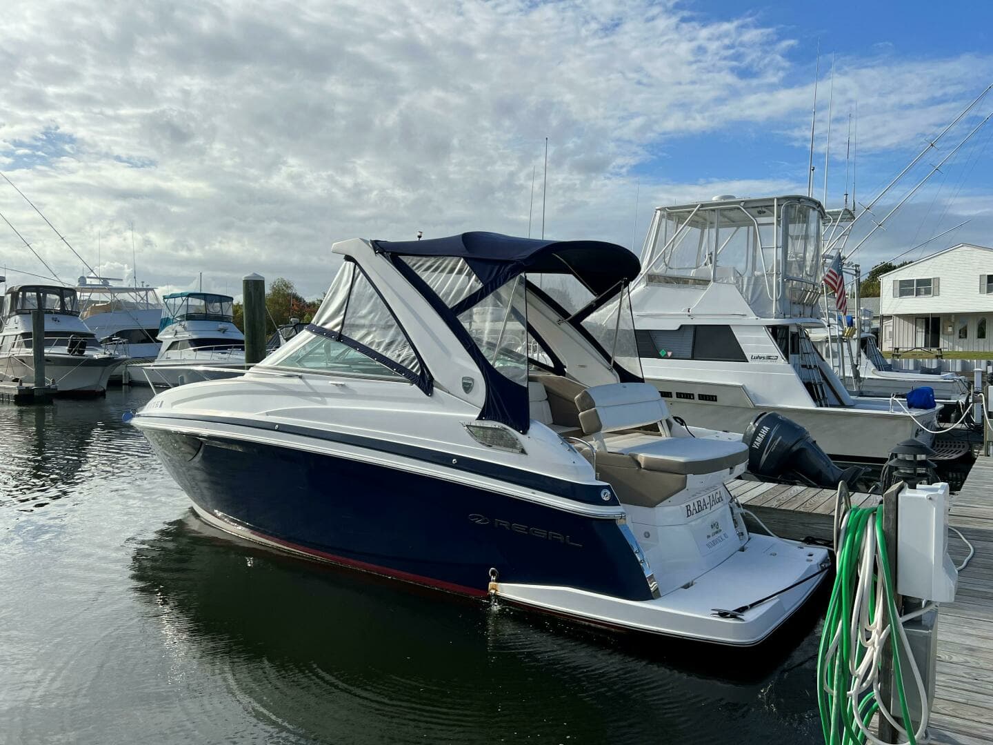 2017 Regal 28 Express - Image 2