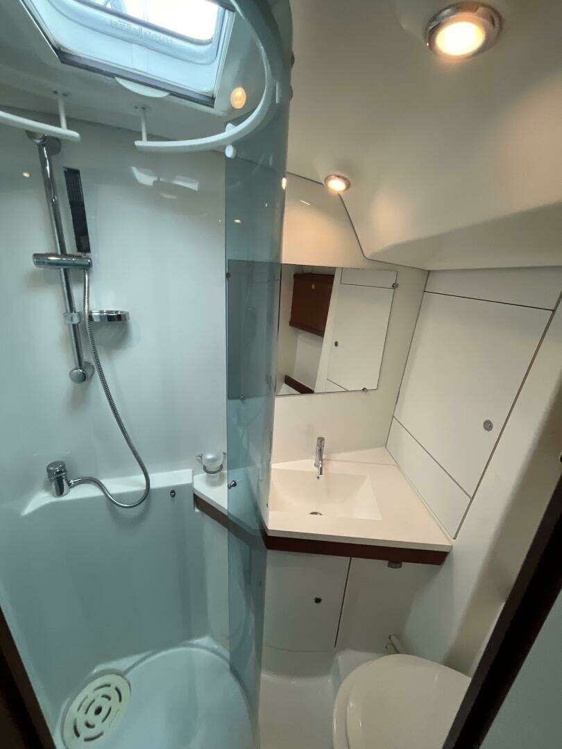 2007 Beneteau 49 - Image 60