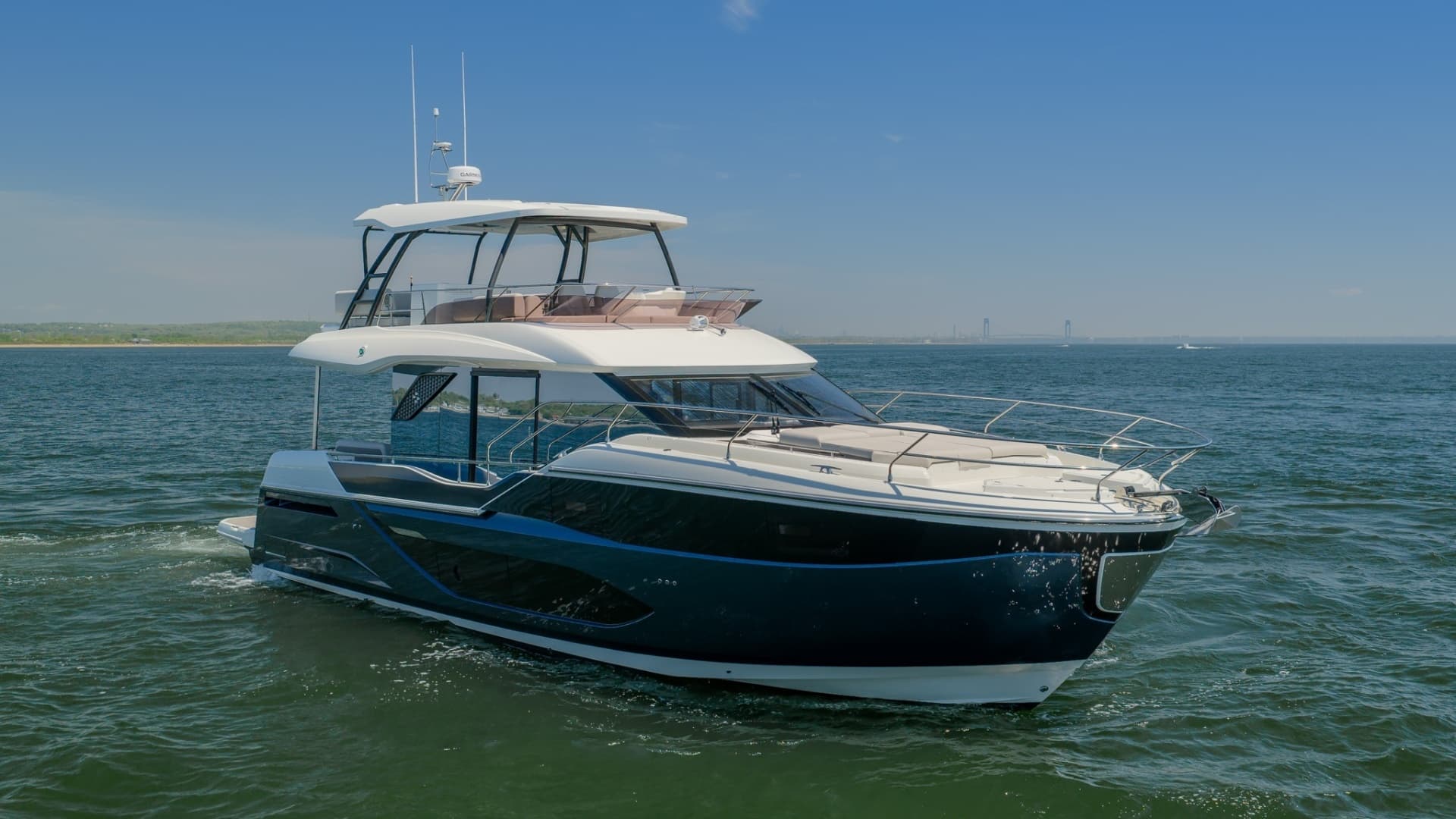 2026 Prestige F5.7 - Image 8