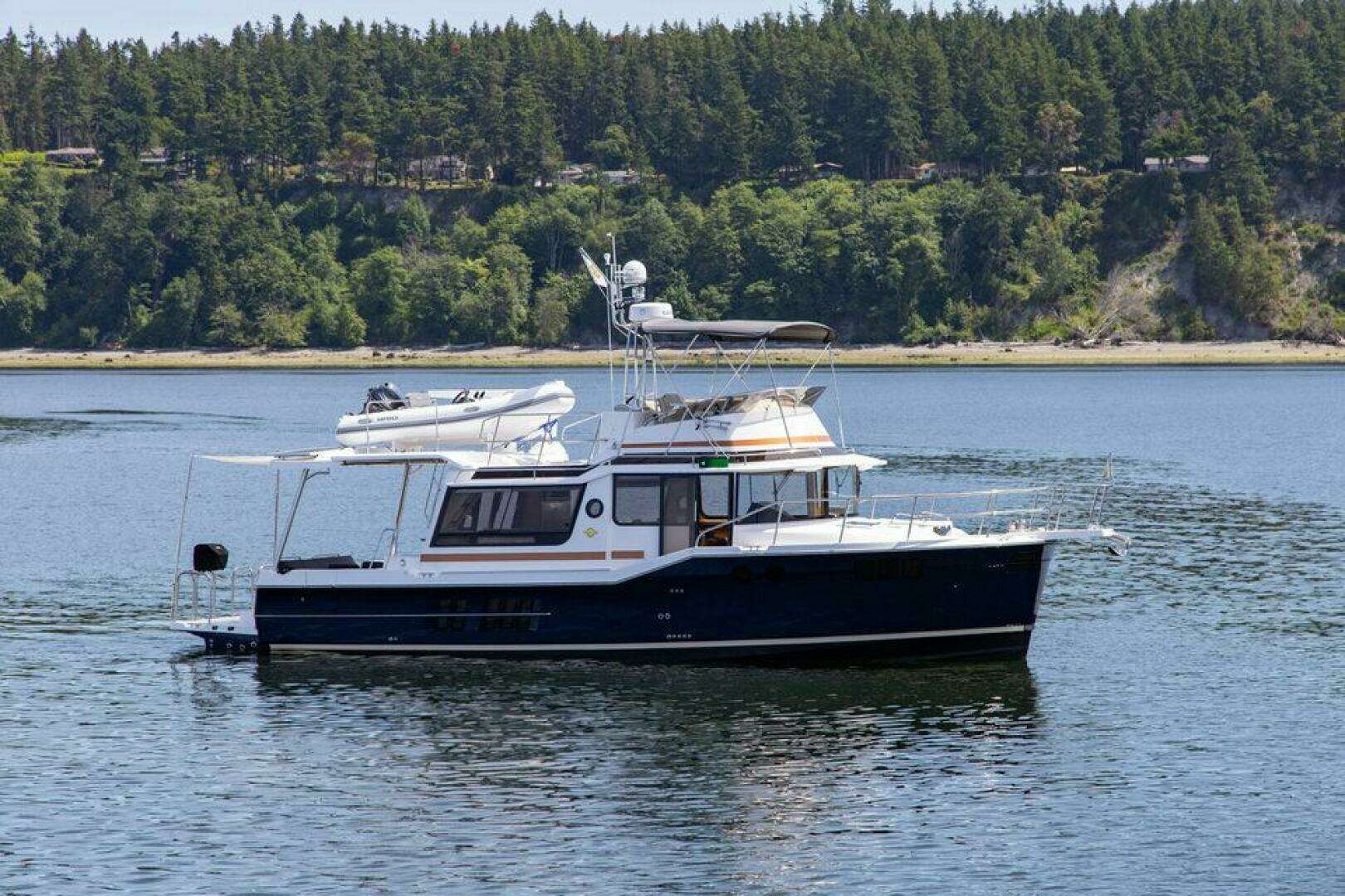 2027 Ranger Tugs R-43 Command Bridge - Image 5