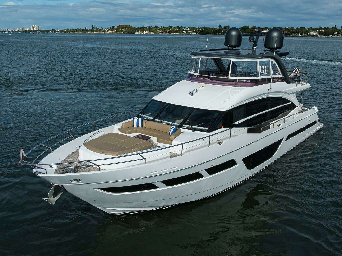 2021 Princess Y78 - Image 87