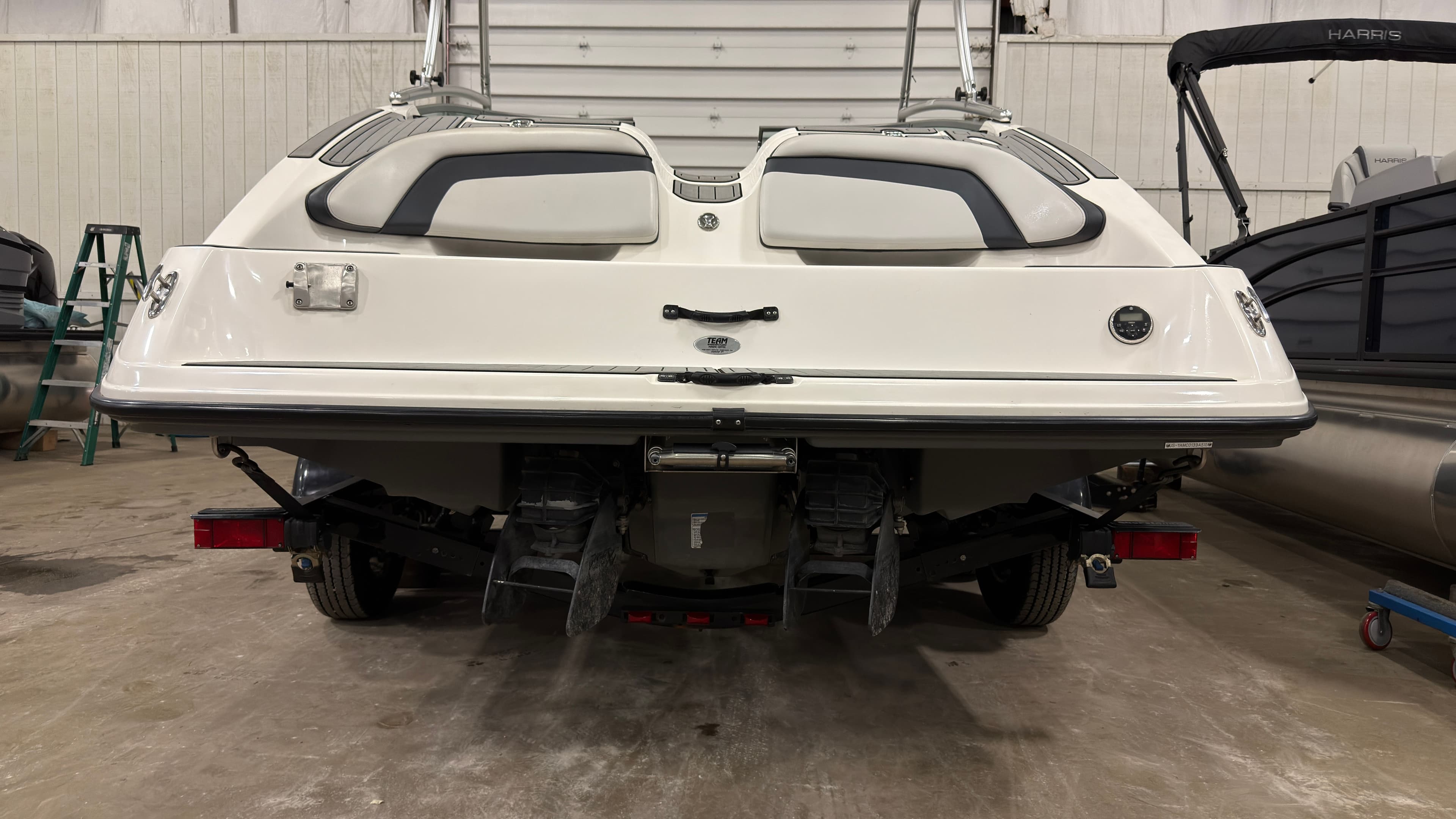 2015 Yamaha Boats AR210 - 4