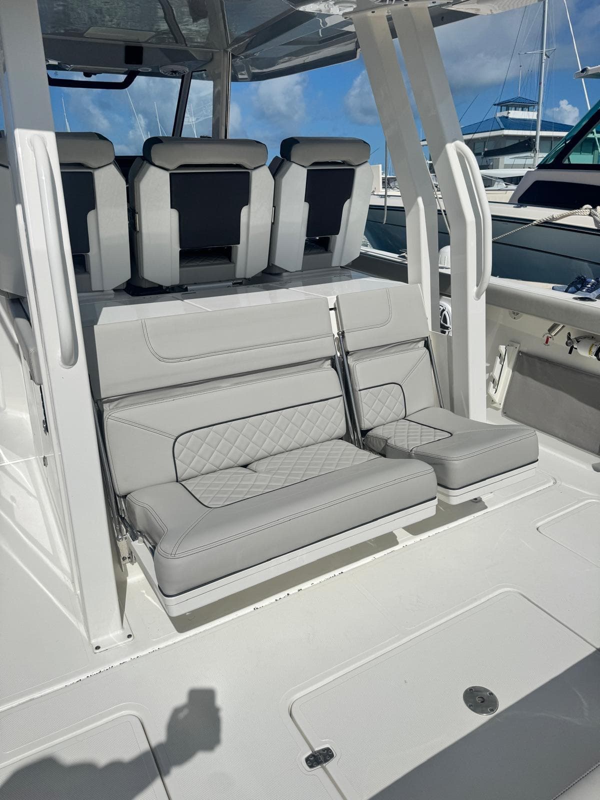 2023 Pursuit S 358 Sport - 56