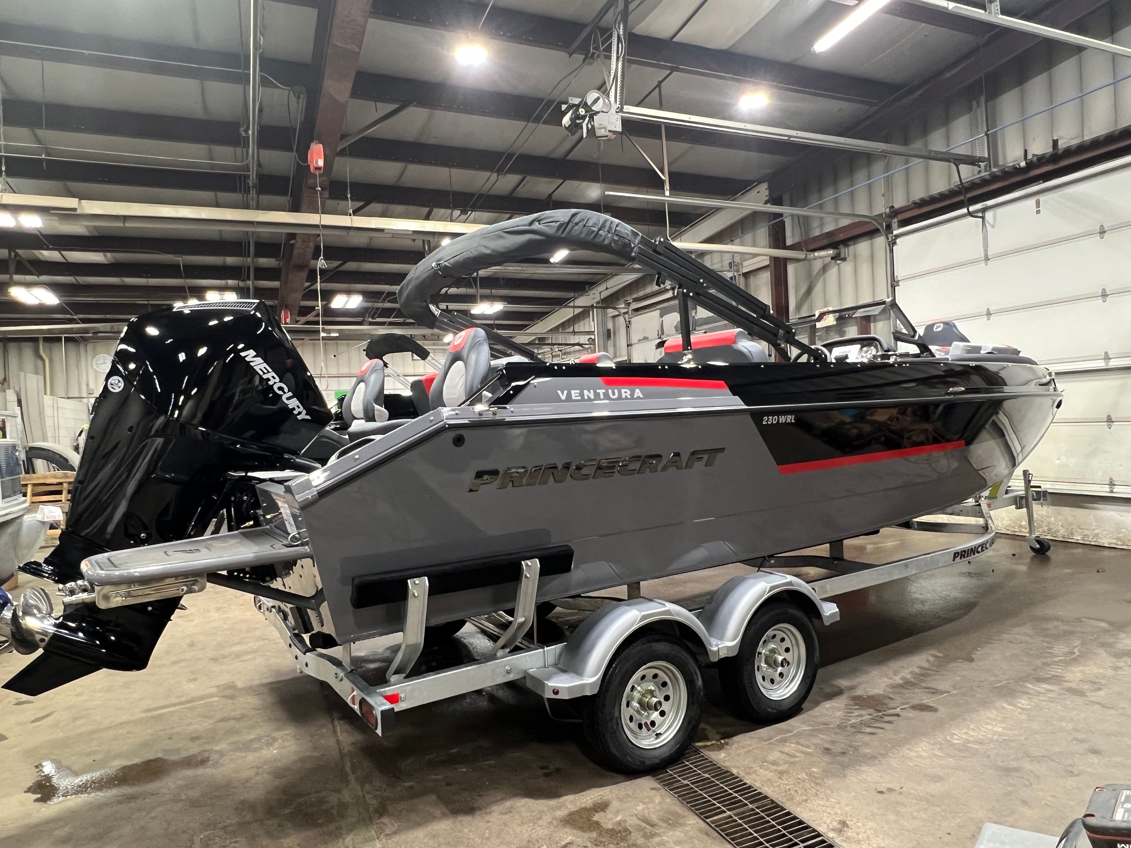 2026 Princecraft Ventura 230 WRL Deckboat & Mercury 4-Stroke EFI - 45