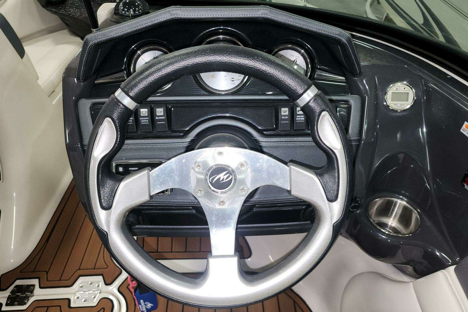 2014 Monterey — - Image 11