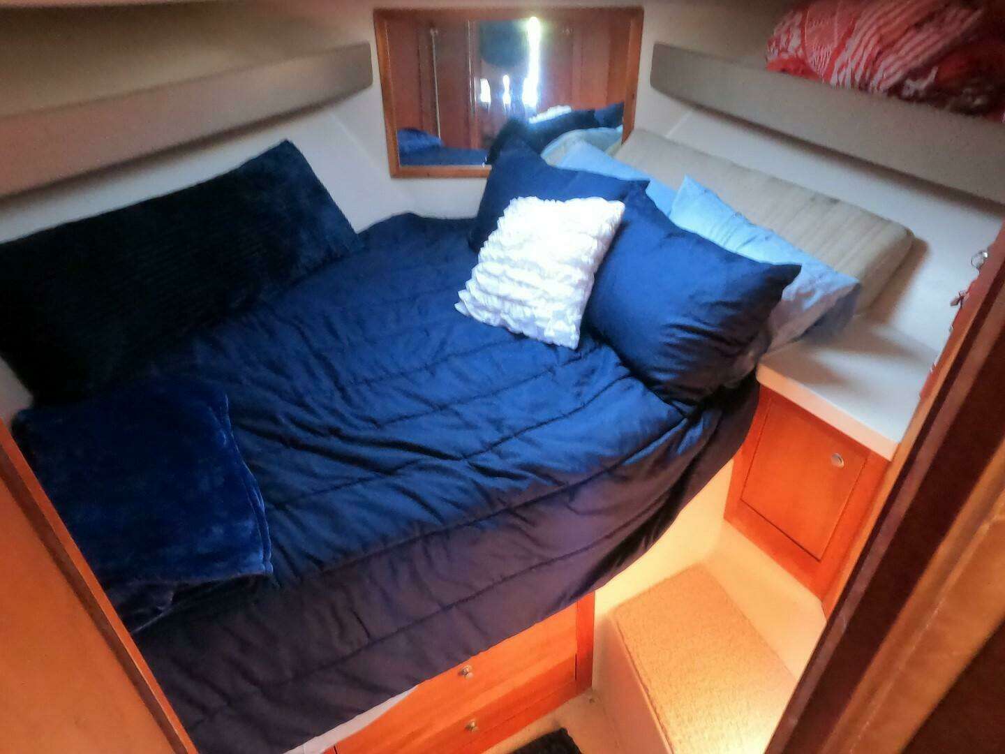 2002 Luhrs 34 Convertible - Image 18