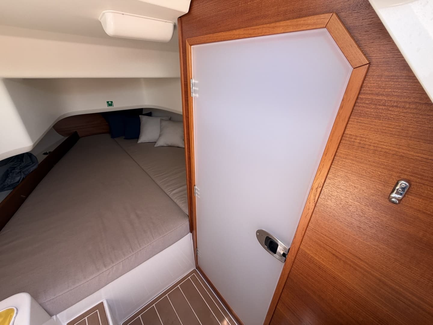 2021 Nimbus Tender 8 - Image 18