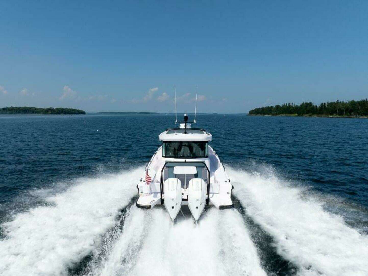 2026 Axopar Axopar 37 XC - Image 11