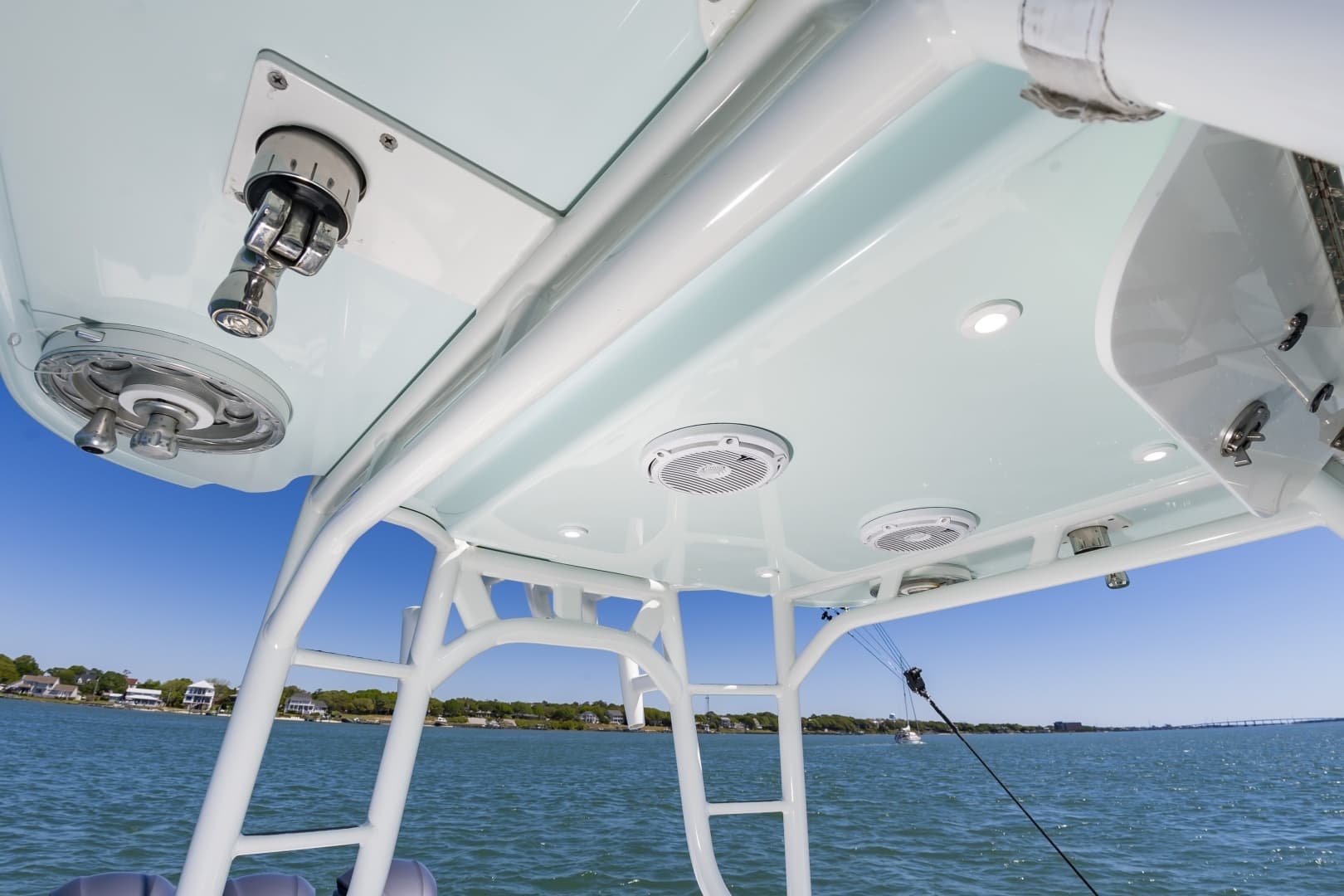 2015 Yellowfin 36 Offshore - Image 17
