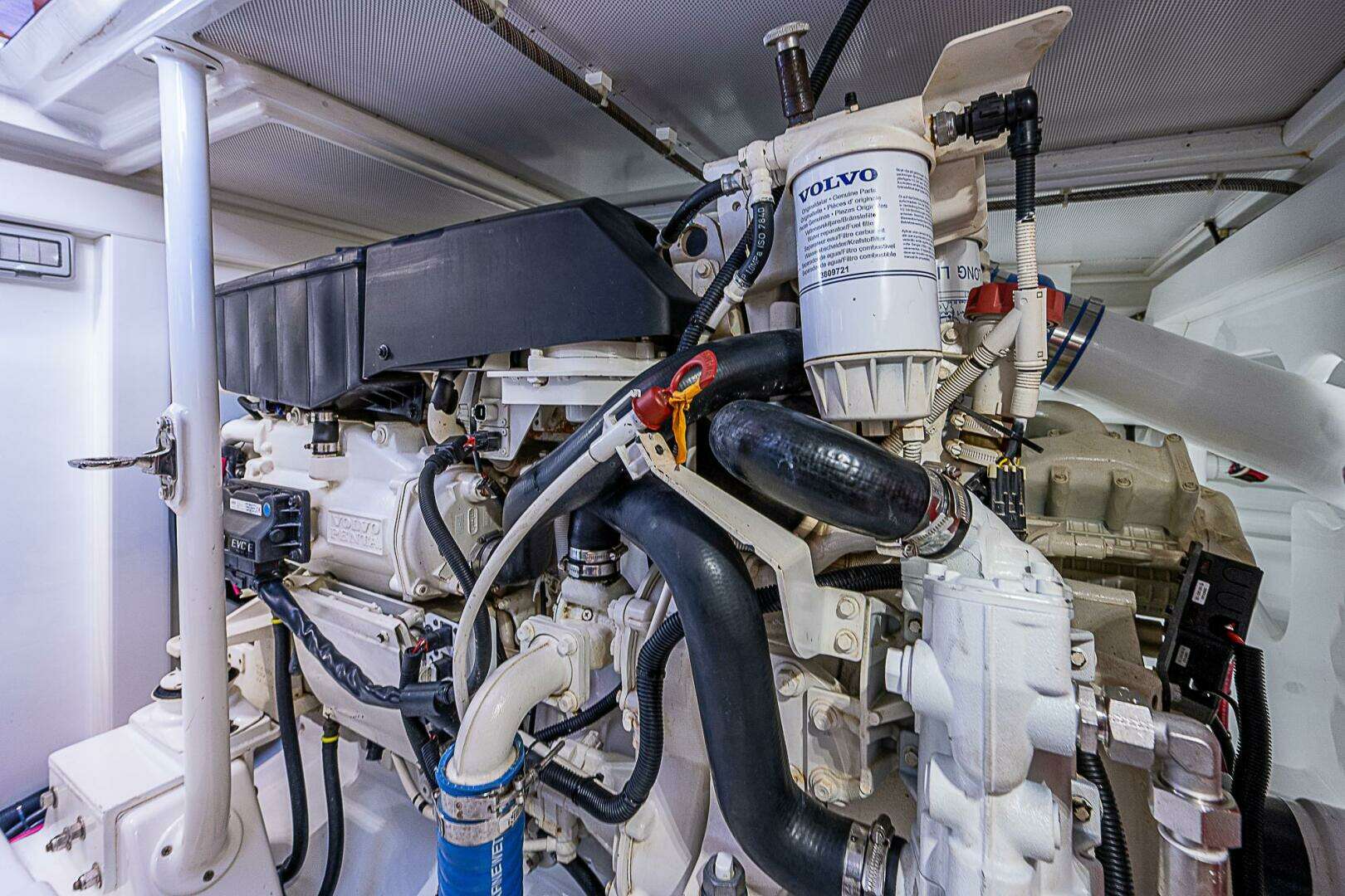 2022 Maverick 50 Sport Yacht - Image 34