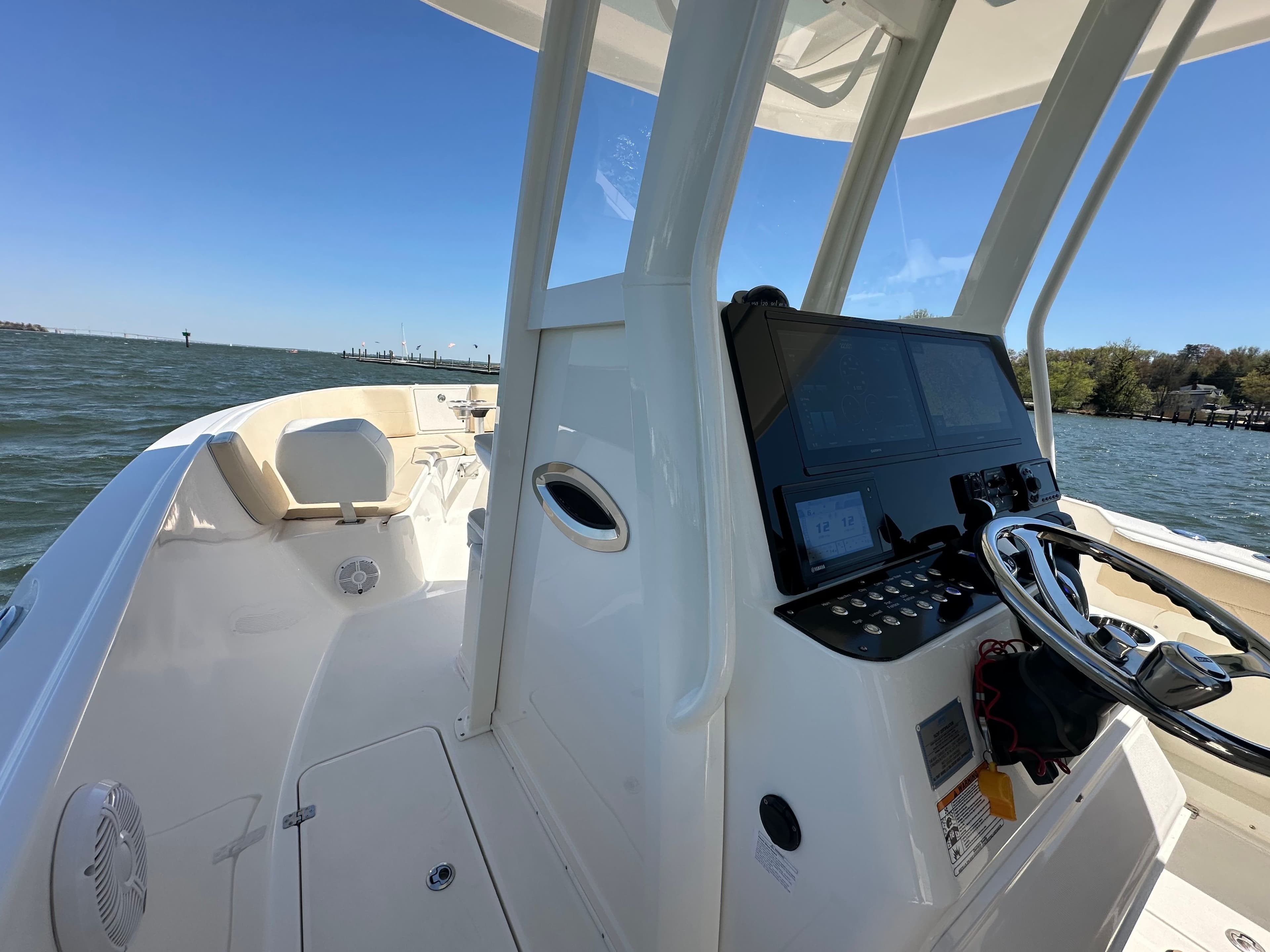 2021 Century 2900 Center Console - 9