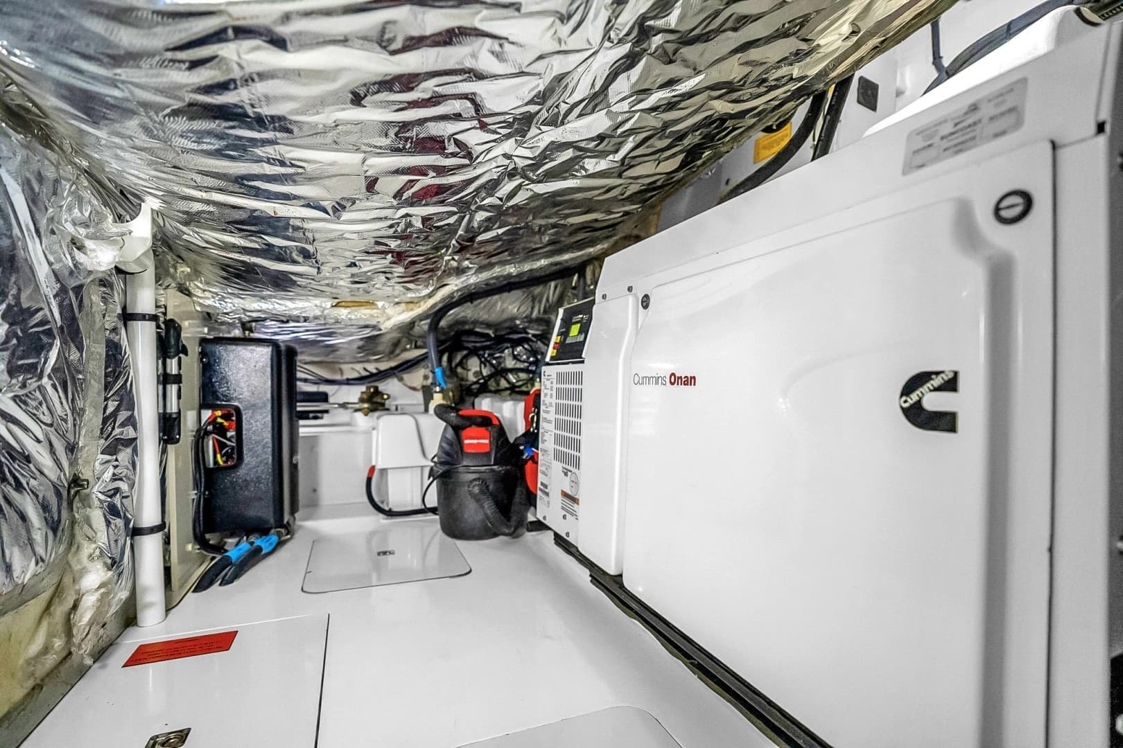 2016 Princess V58 - Image 75