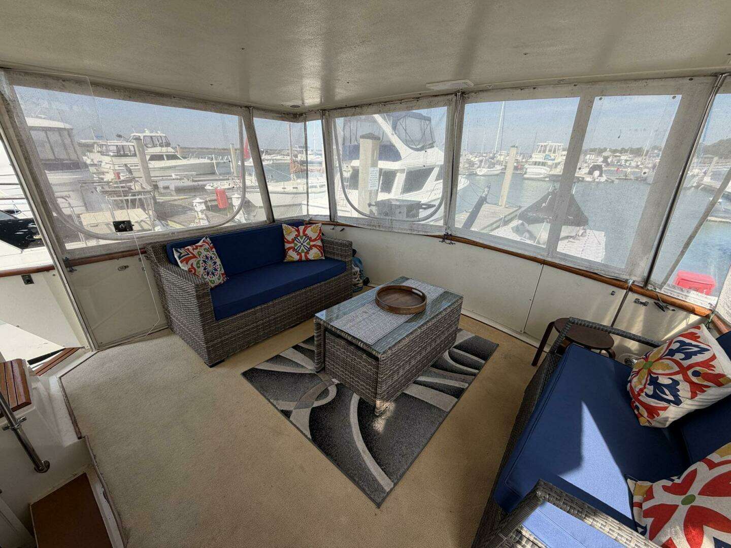 1987 Viking 44 Motor Yacht - Image 22