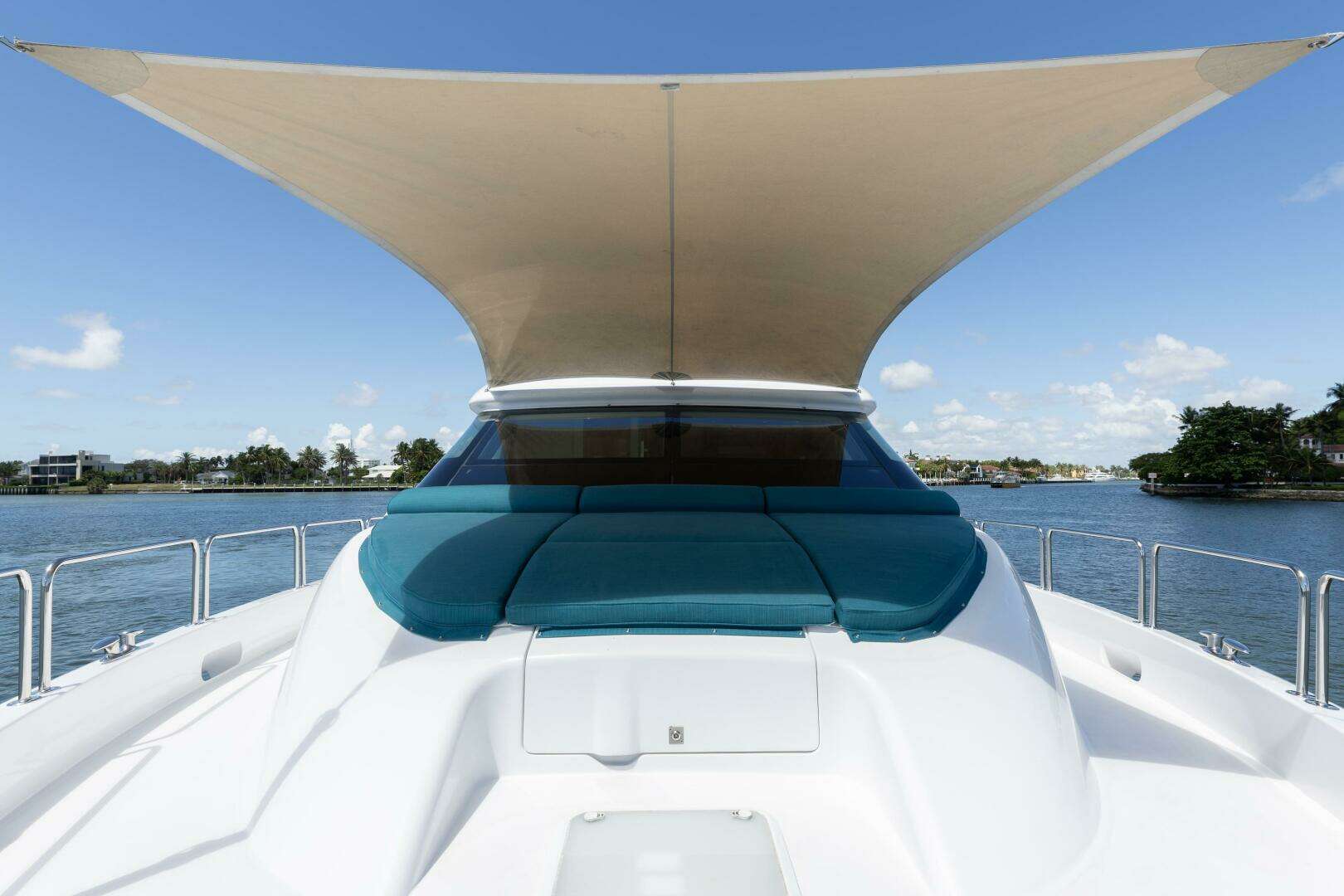 2014 Hatteras 80 - Image 78