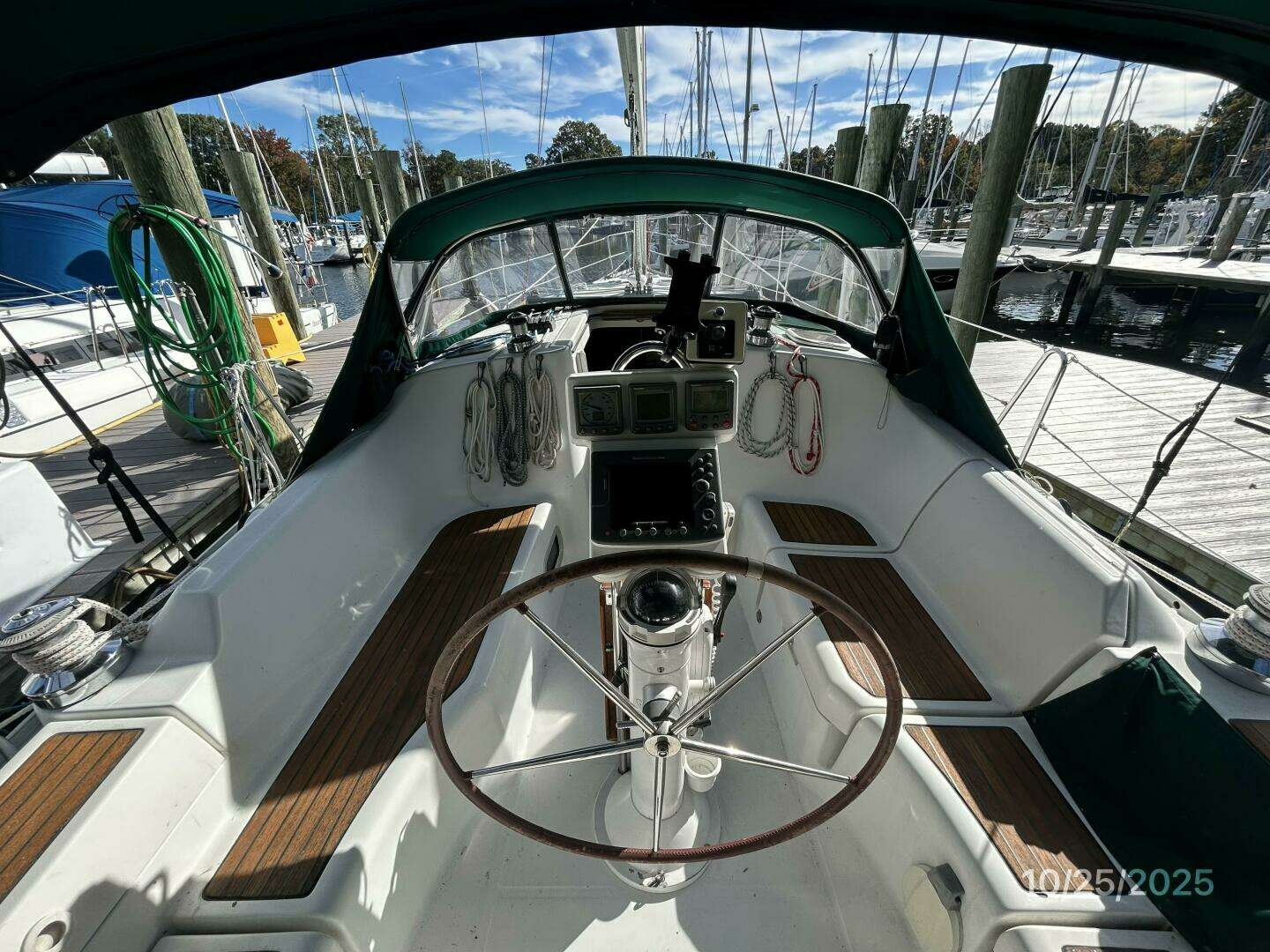 2007 Beneteau 373 - Image 35