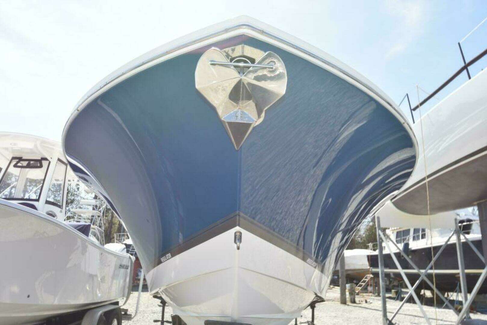 2018 Regulator 34 SS - Image 8